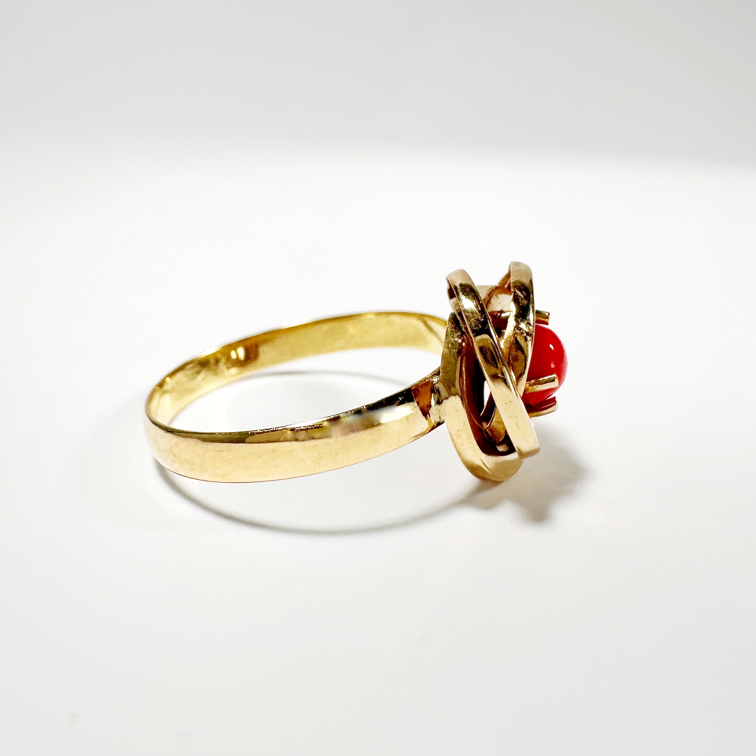 Vintage Gold Coral Ring (5)