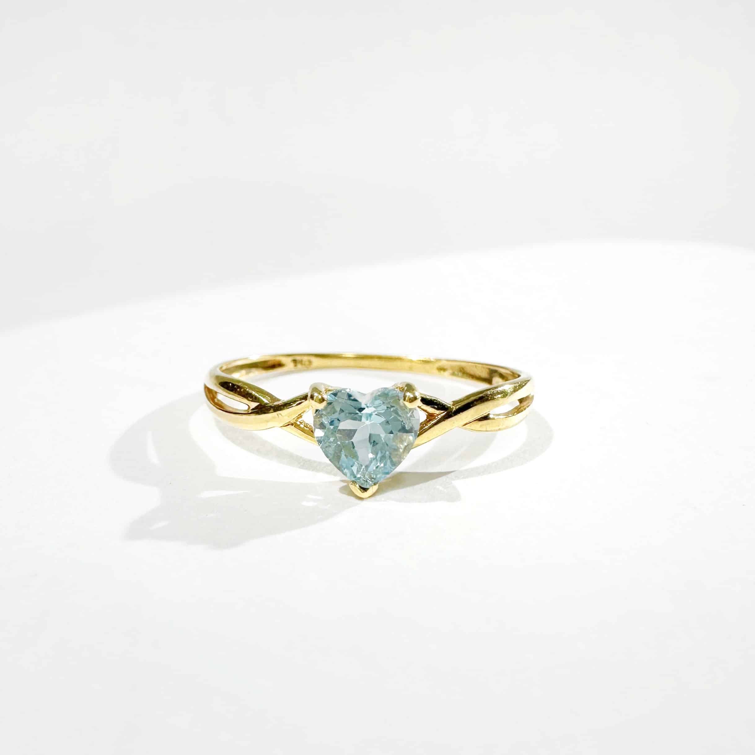 Vintage Gold Heart Aquamarine Ring 1
