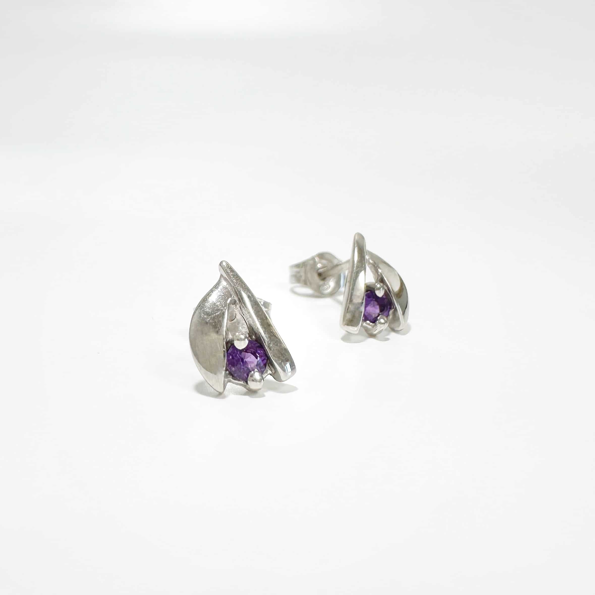 Vintage White Gold Amethyst Earrings 4