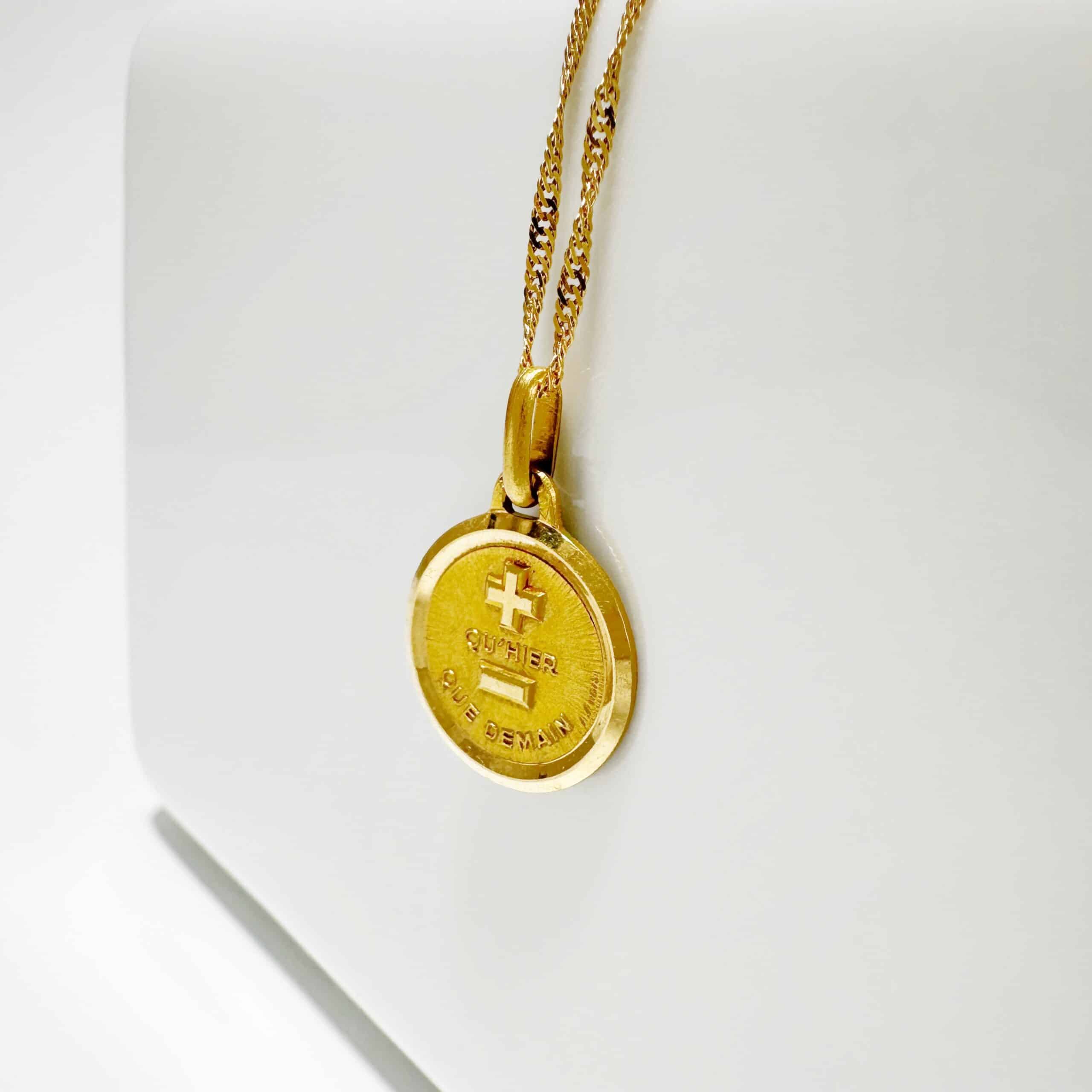 Vintage Gold Petite Augis Love Medal 1