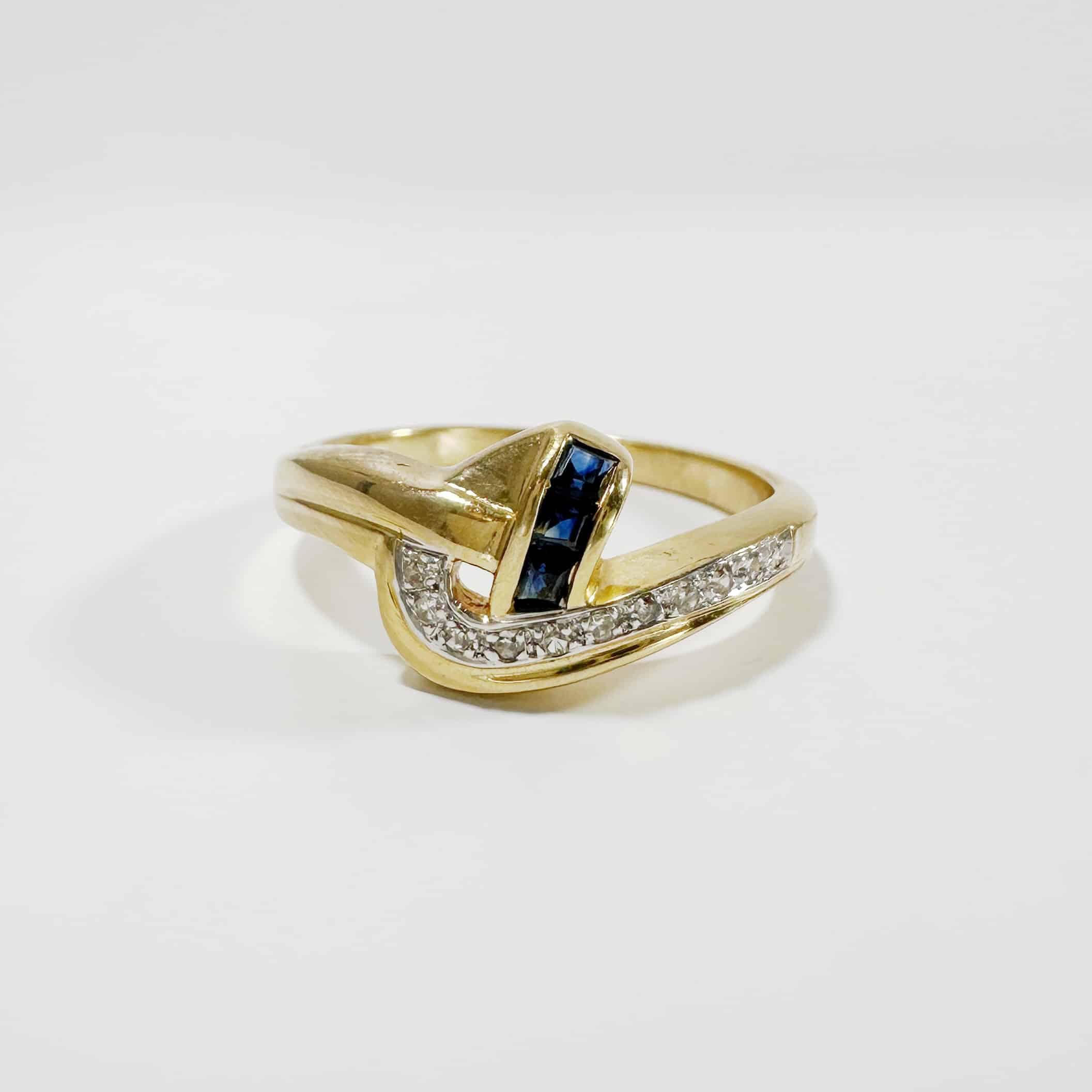 Vintage Art Deco Gold Sapphires Diamonds Ring 1