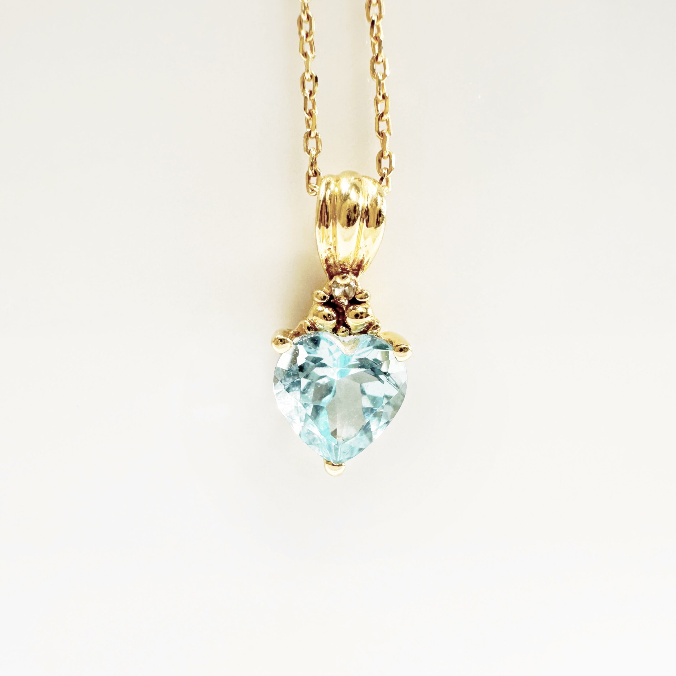 Vintage Aquamarine Heart Pendant 4