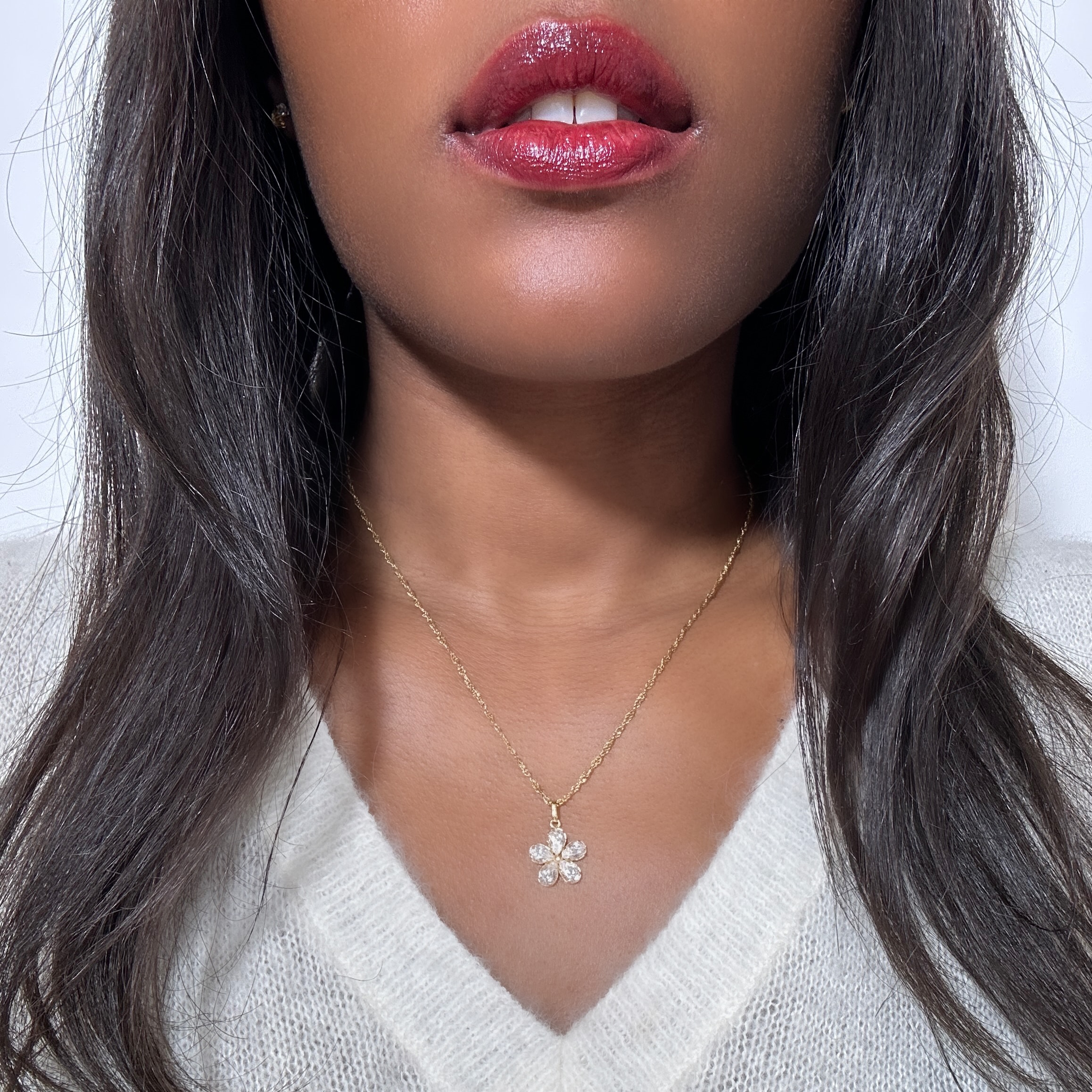 Vintage Gold Diamond Flower Necklace 9