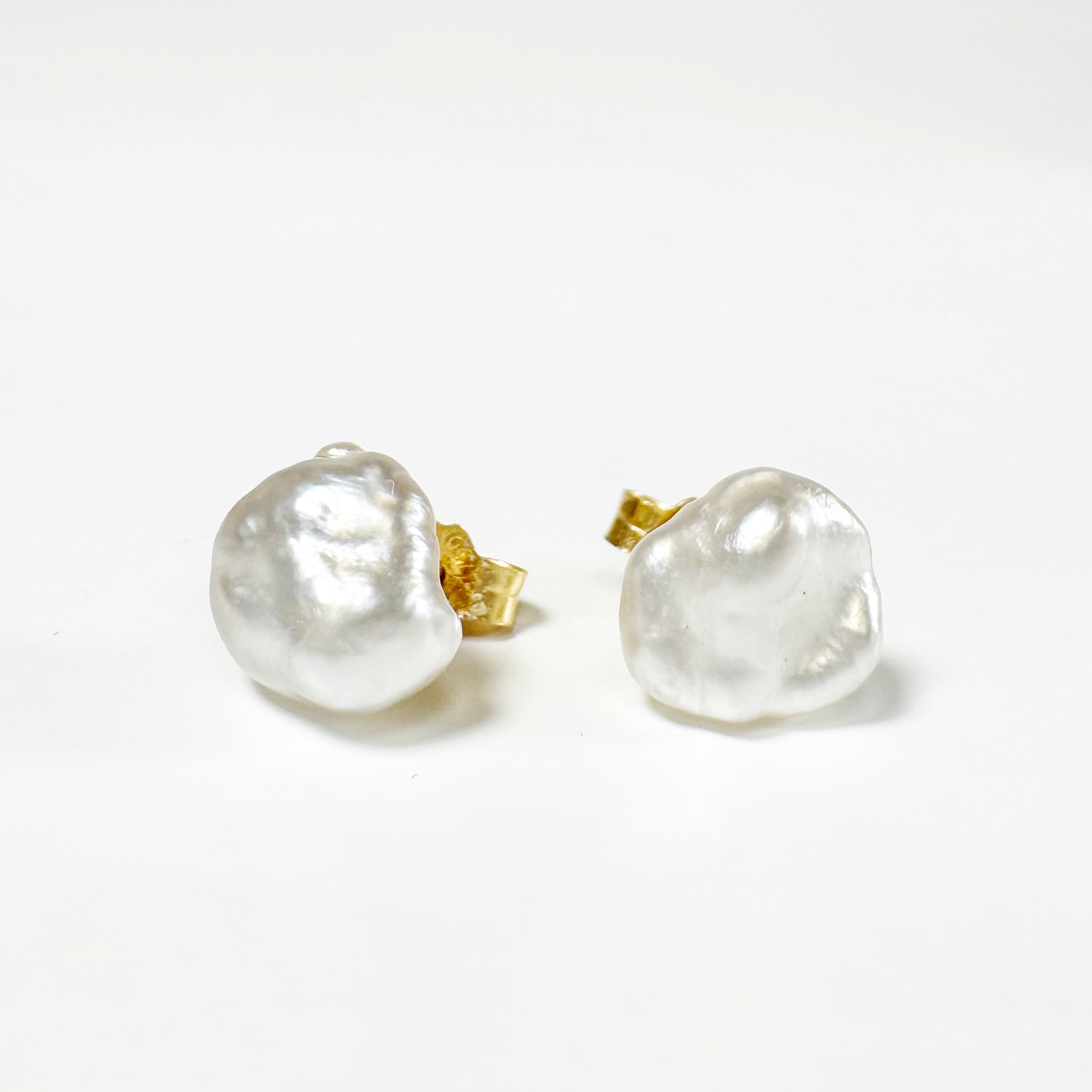 Vintage Baroque Pearl Earrings 1