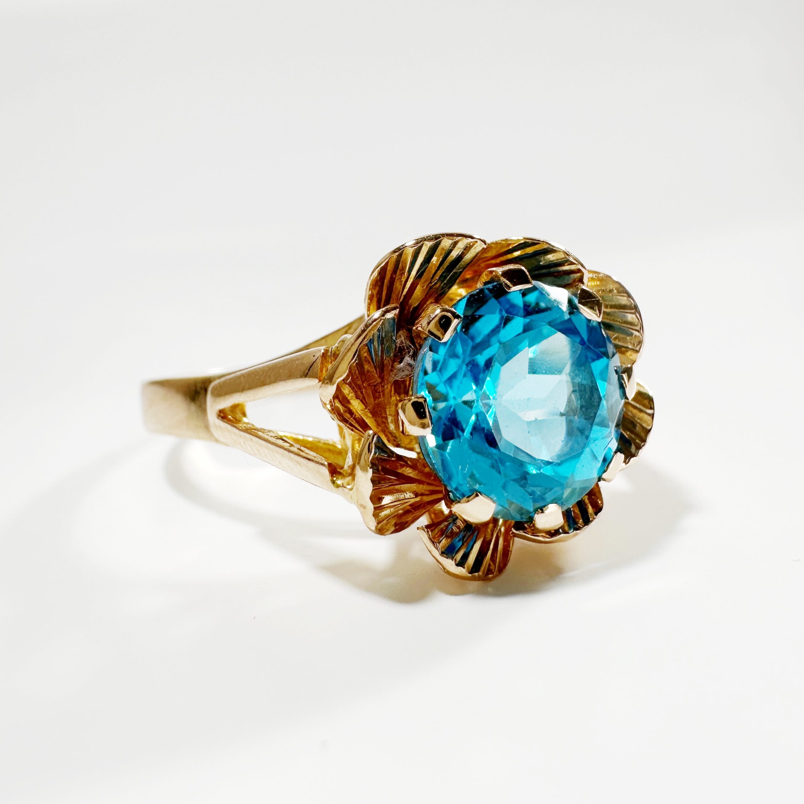 Vintage Blue Quartz Cocktail Ring2