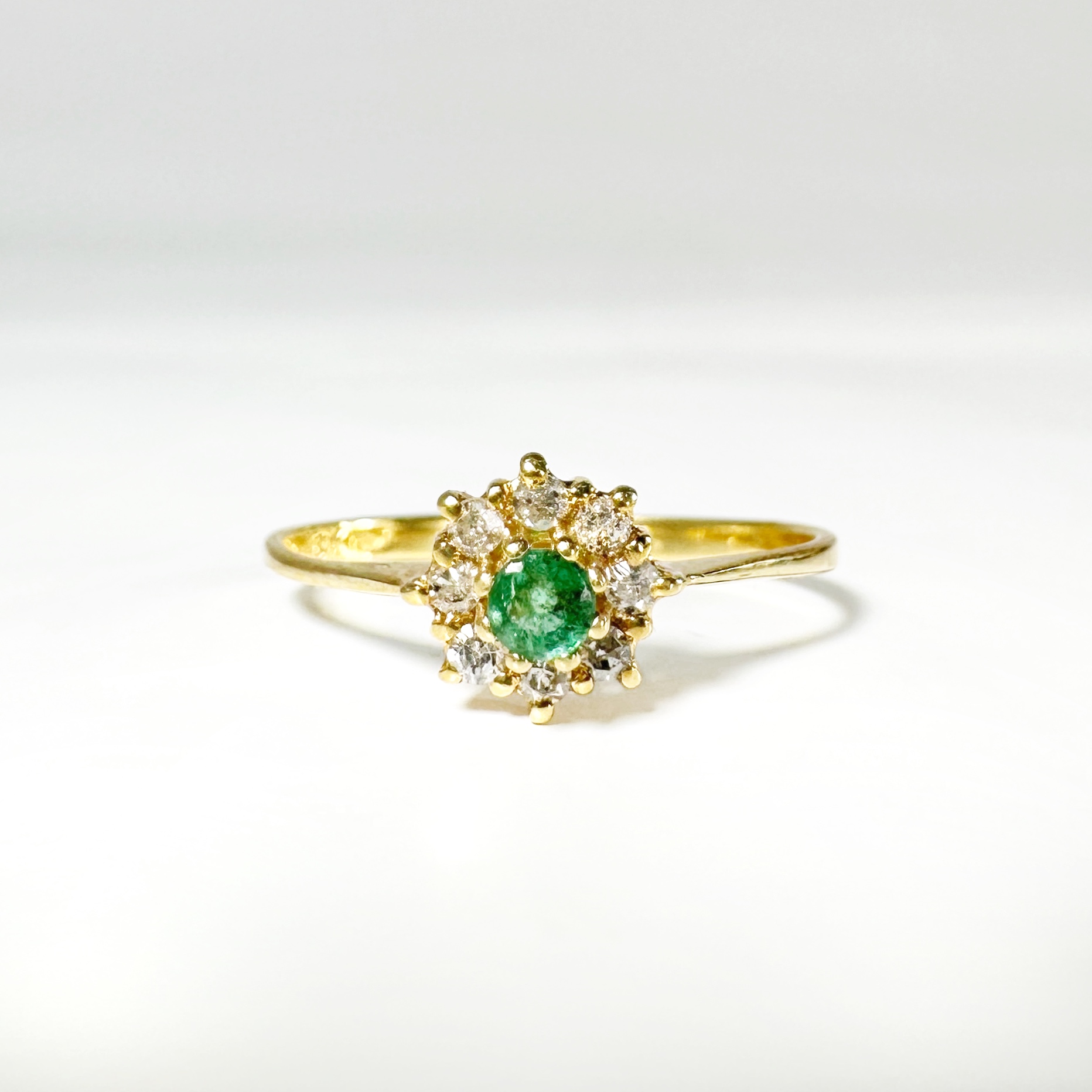 Vintage Emerald Cluster Ring 6