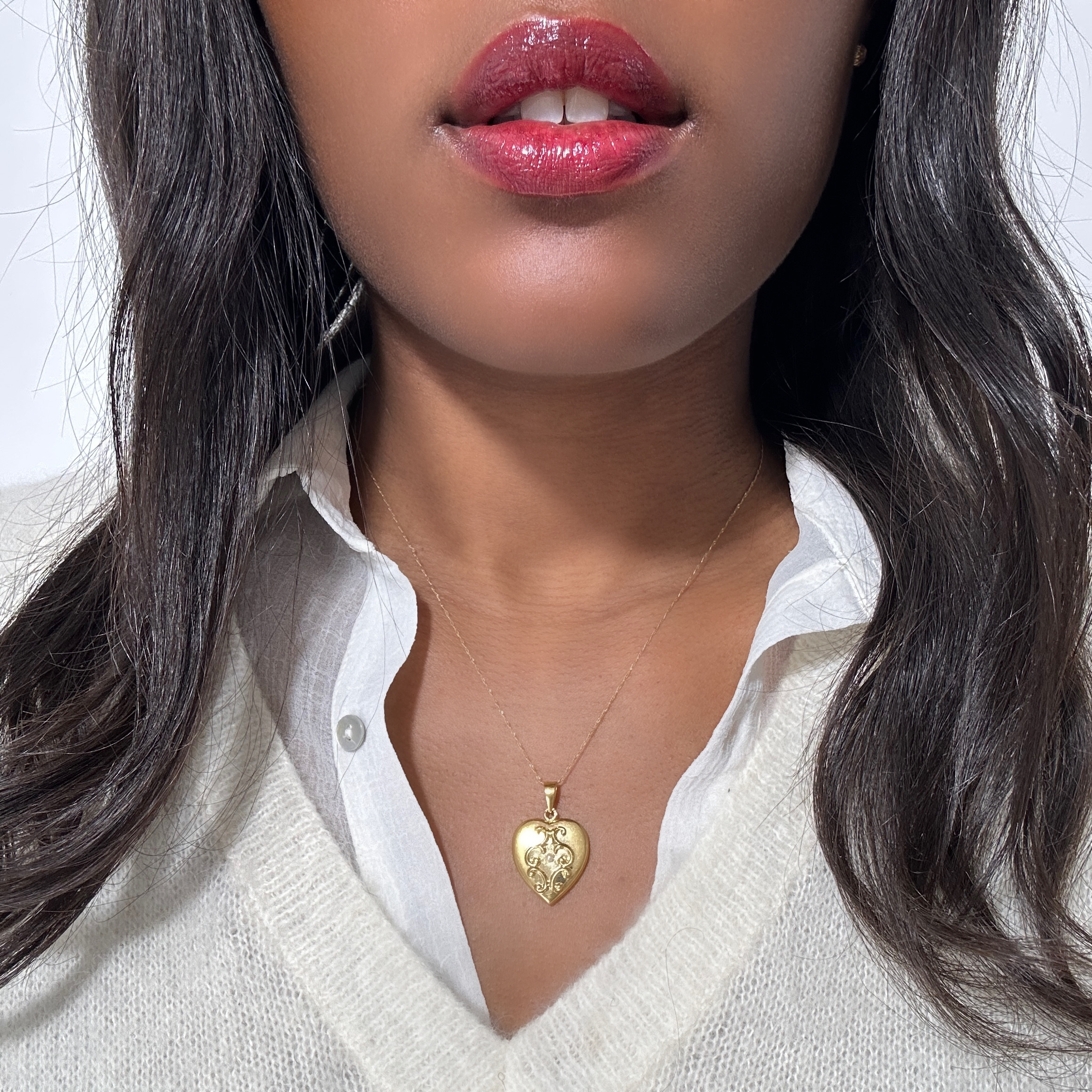 Vintage Gold And Pearl Heart Locket 9