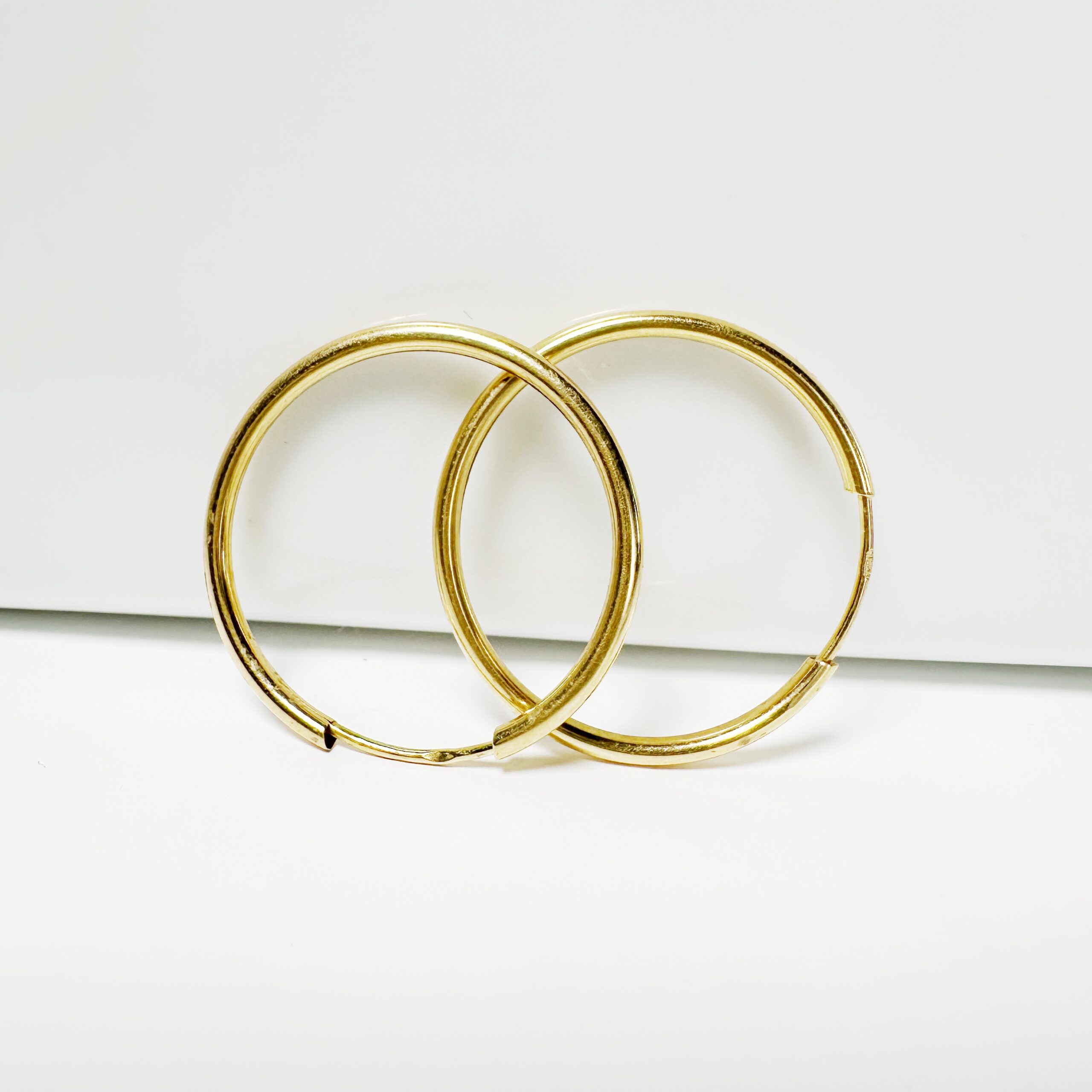 Vintage Gold Hoop Earrings 3