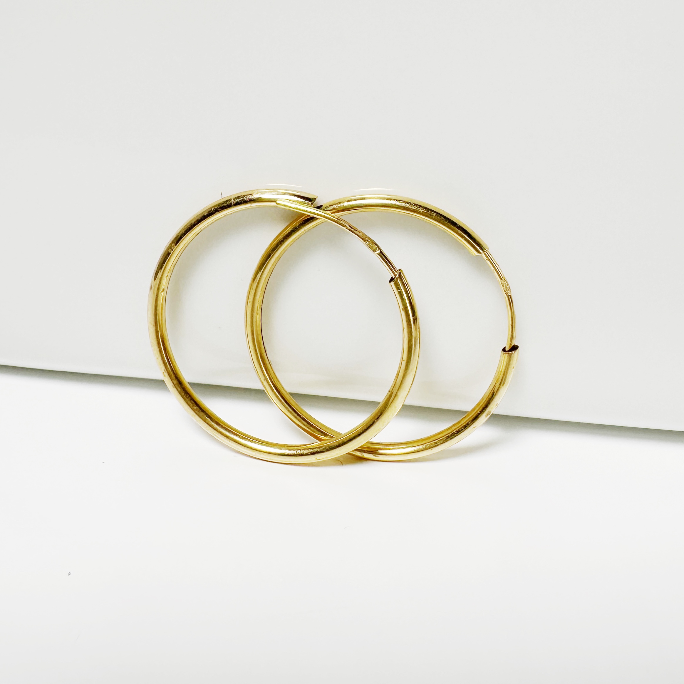 Vintage Gold Hoop Earrings 5