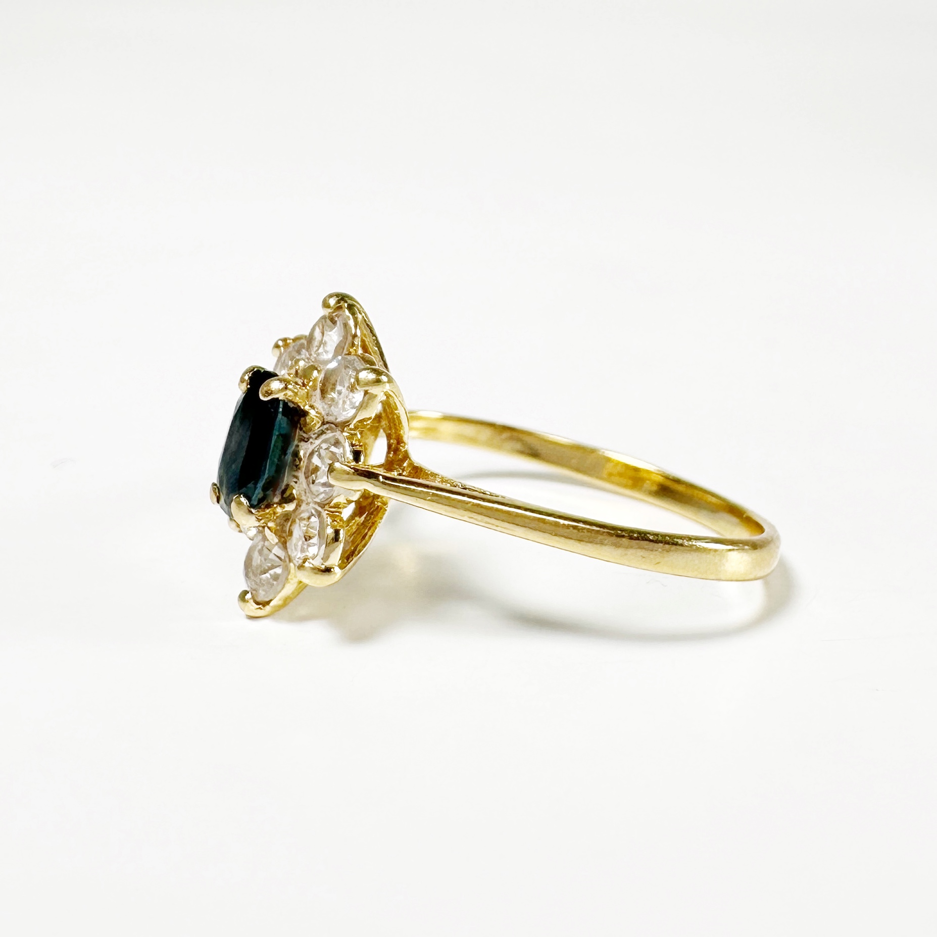 Vintage Gold Sapphire Diamond Marquise Ring 3