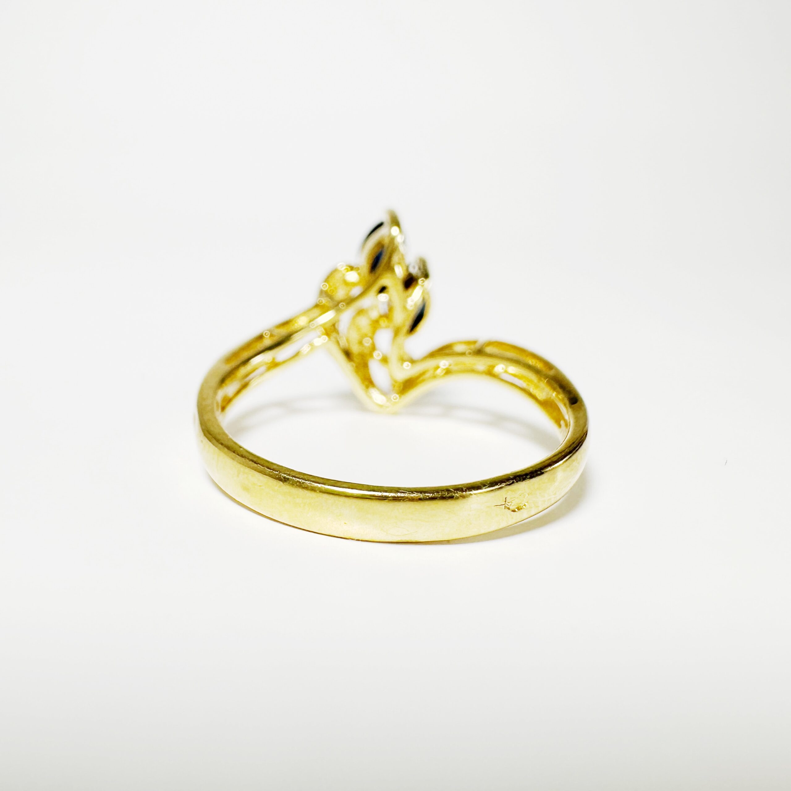 Vintage Gold Sapphire Ring 2