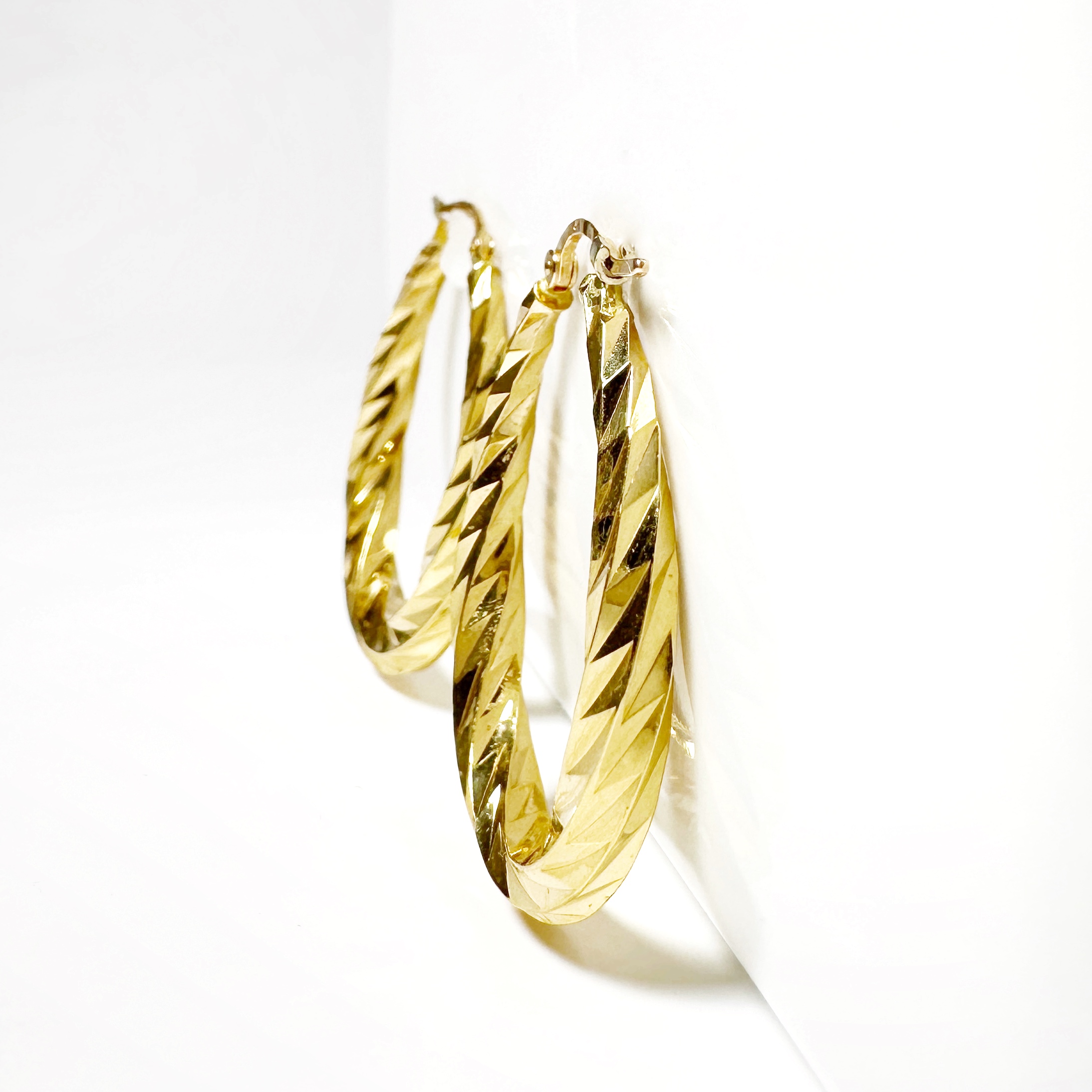 Vintage Gold Twisted Hoop Earrings 4