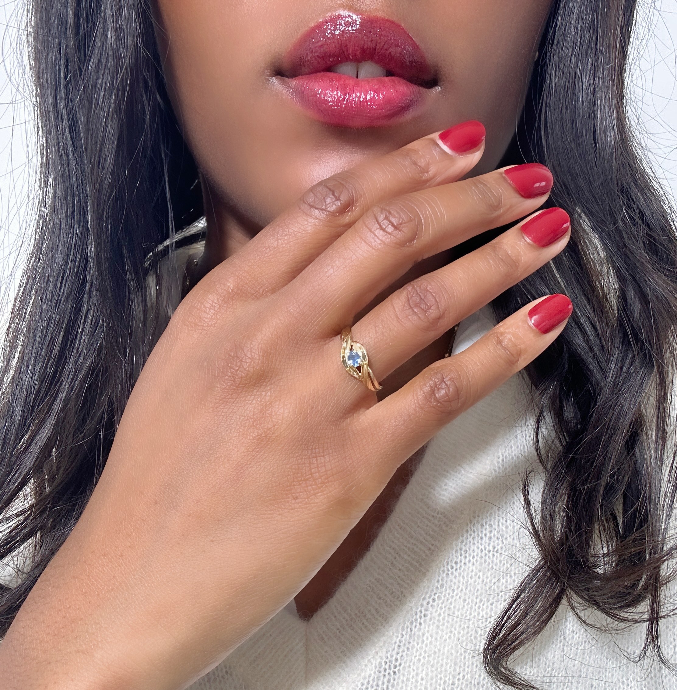 Vintage Sapphire Eye Ring 9