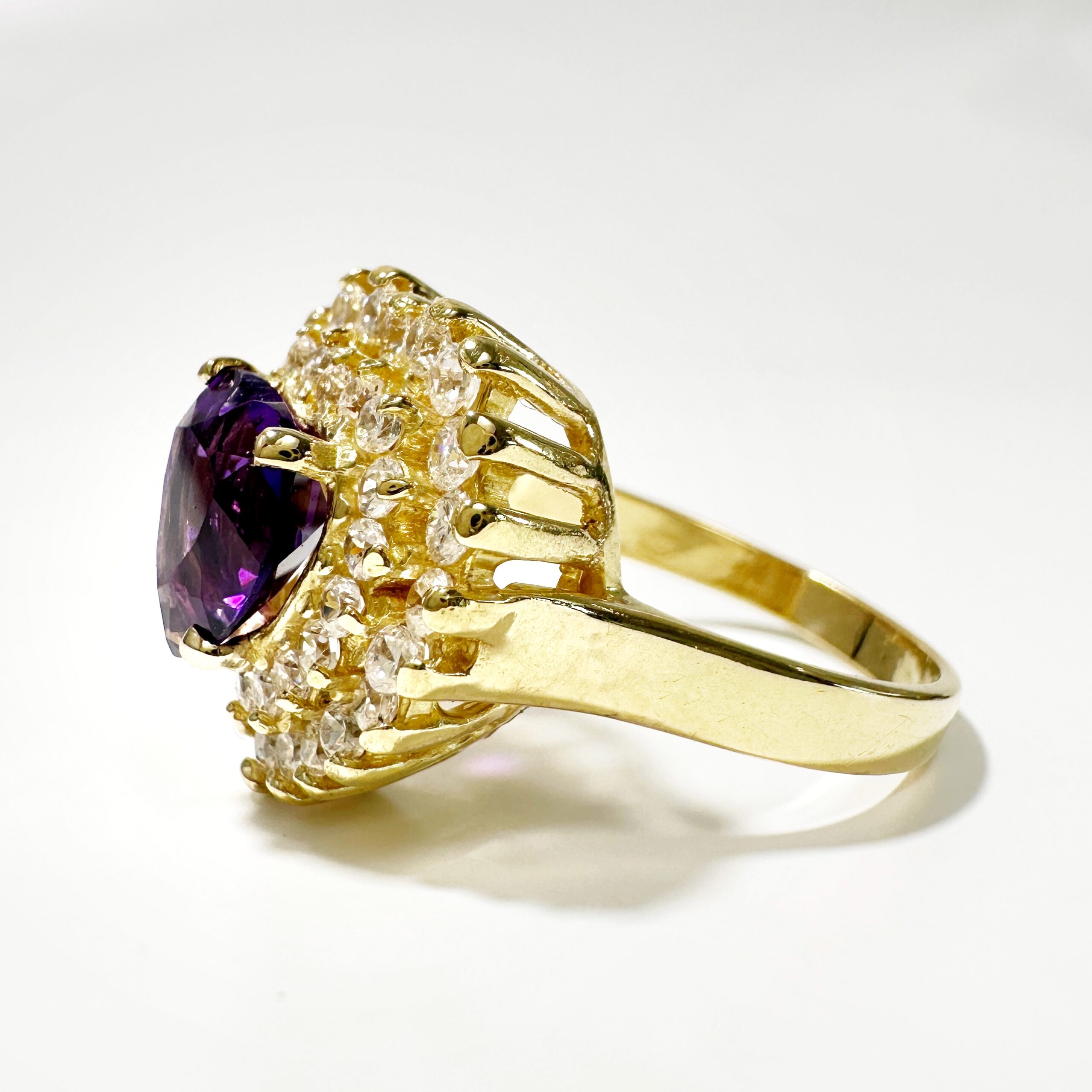 Vintage Amethyst Heart Gold Ring 5