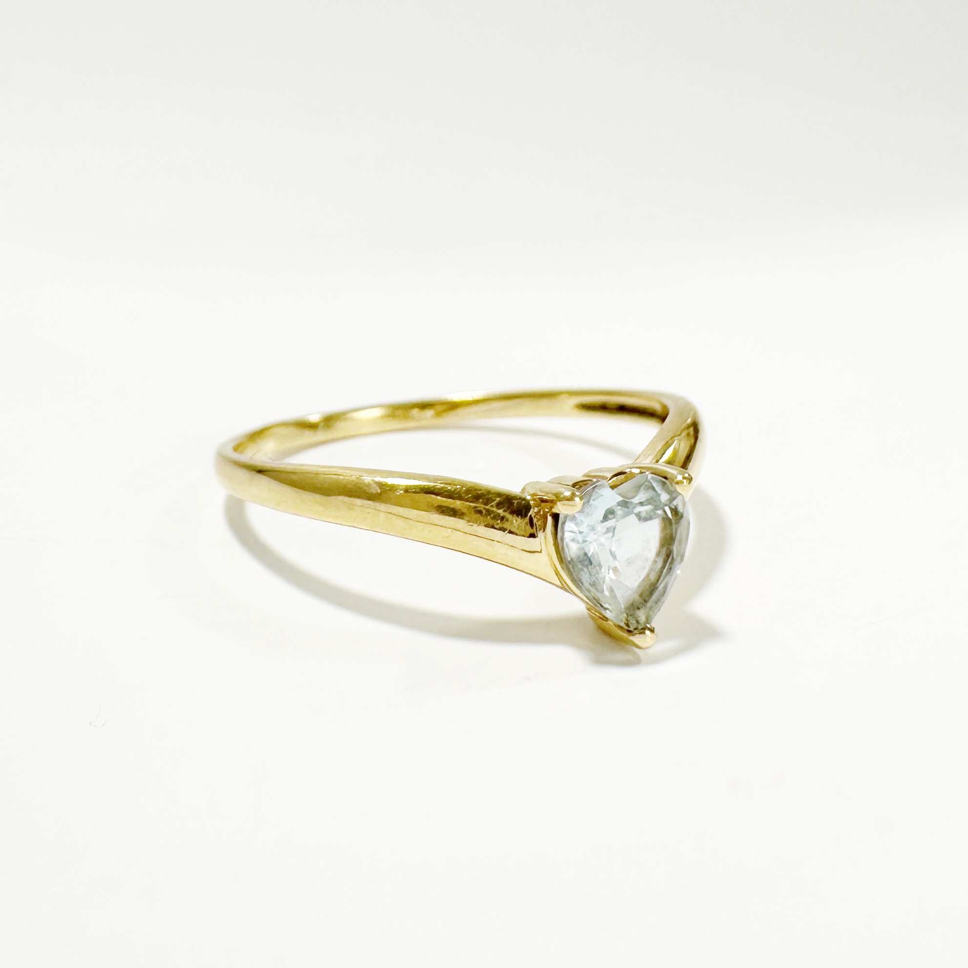 Vintage Gold Aquamarine Heart Ring 4