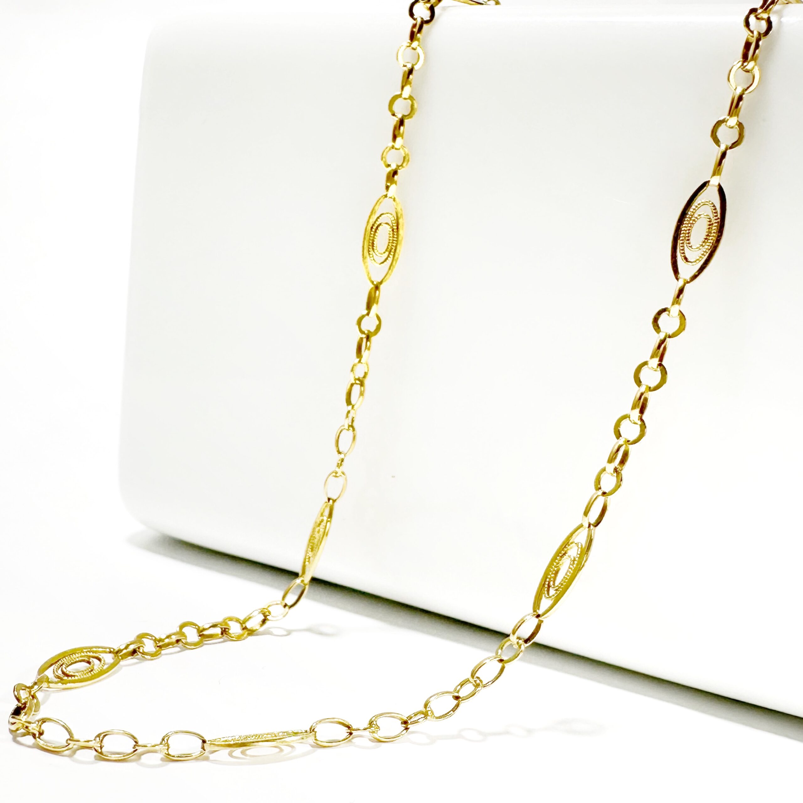 Vintage Gold Chain Filgree Necklace 1