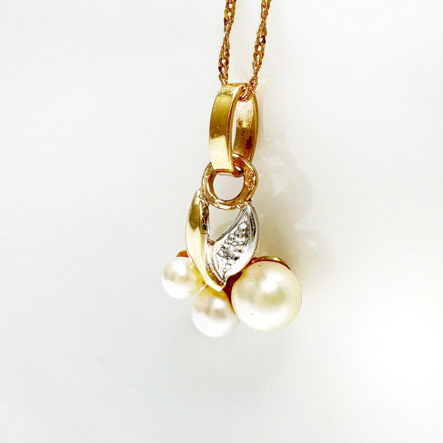Vintage Gold Pearl Diamond Pendant 3