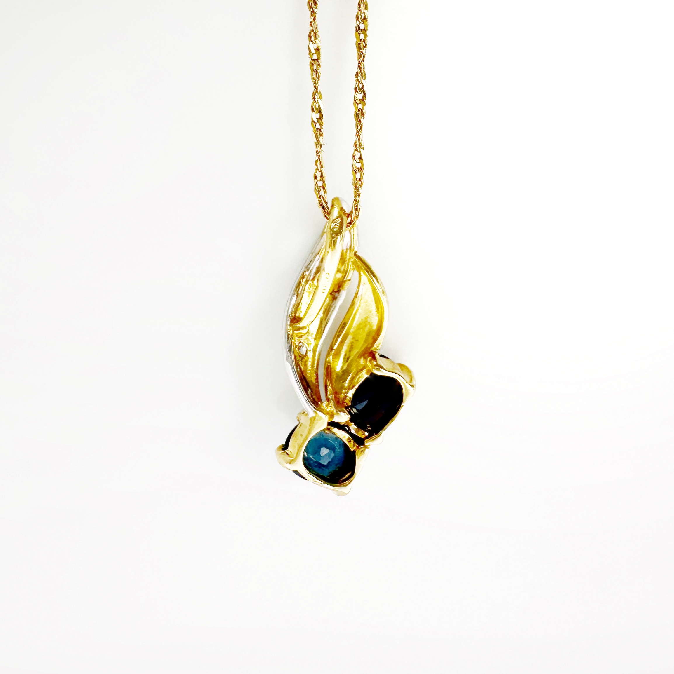 Vintage Gold Sapphire And Diamond Pendant 4