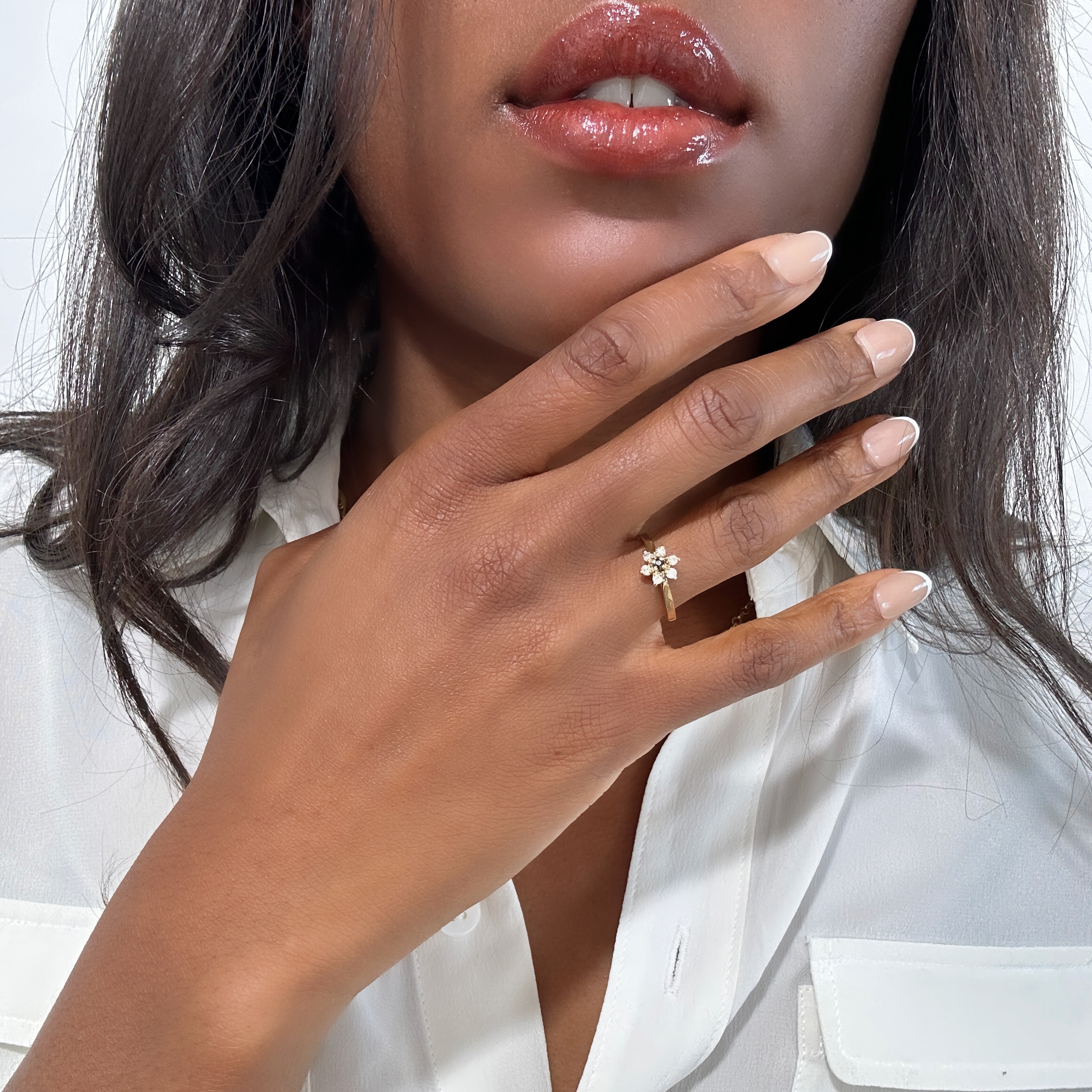 Vintage Gold Sapphire Marguerite Ring 8