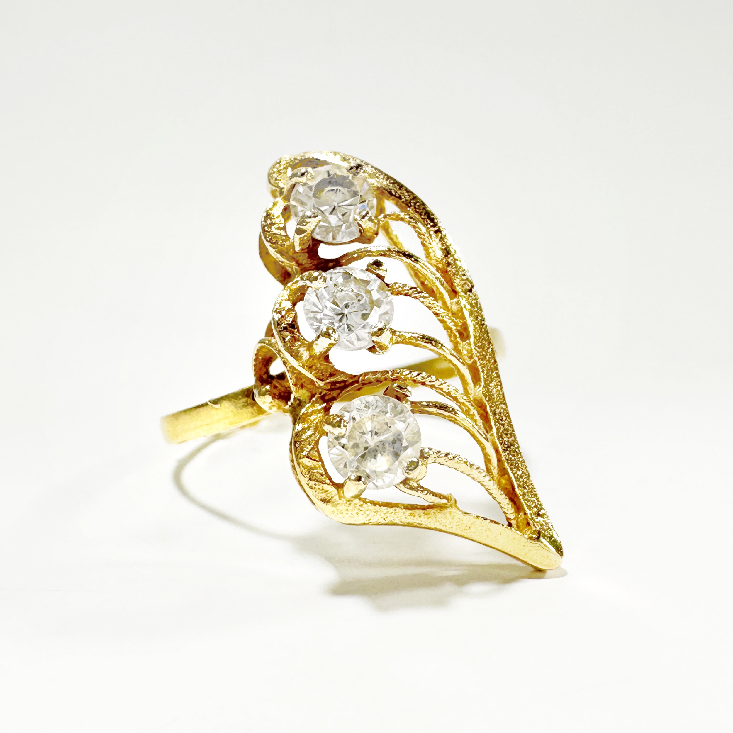 Vintage Gold Trilogy Diamond Ring 5