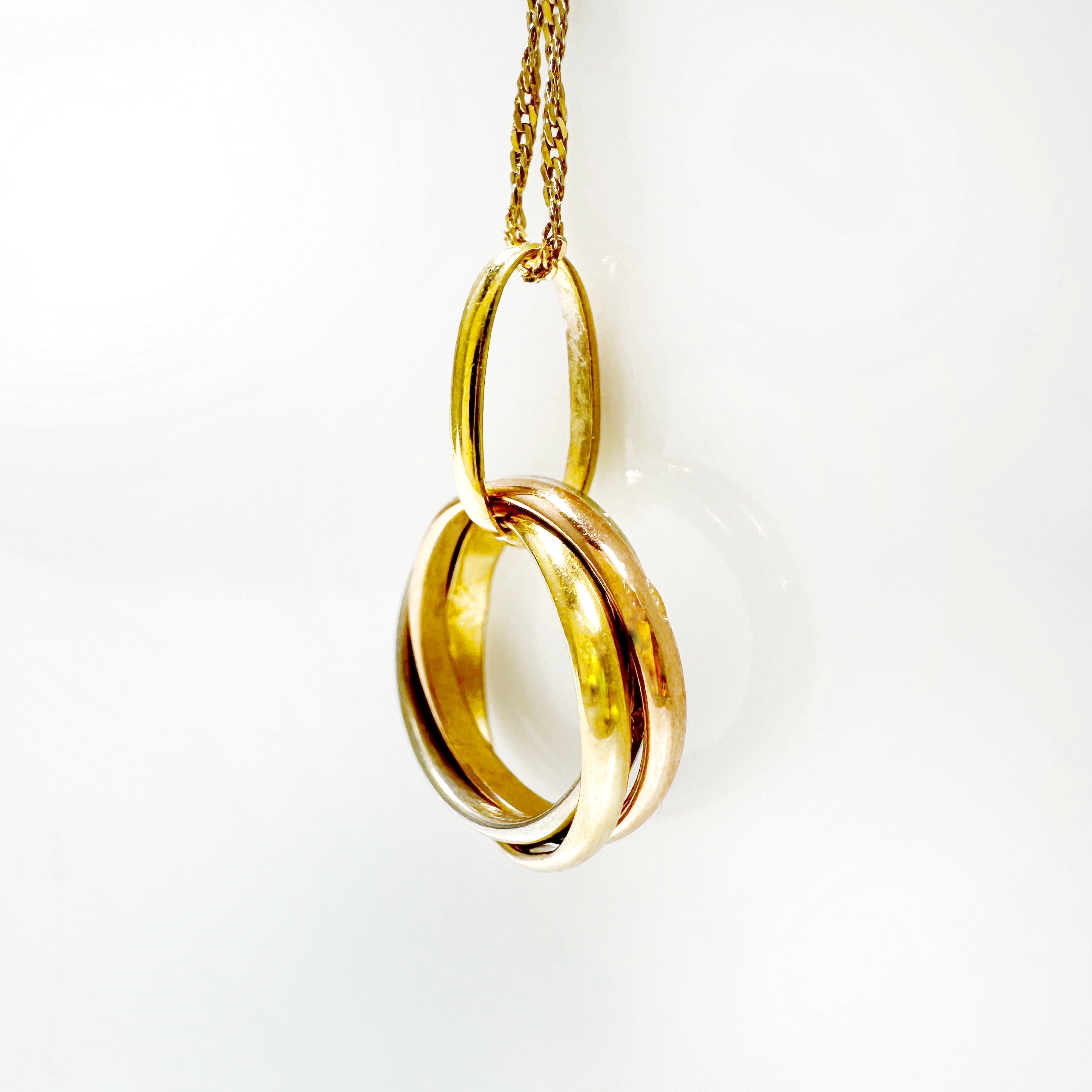 Vintage Gold Trinity Pendant 6