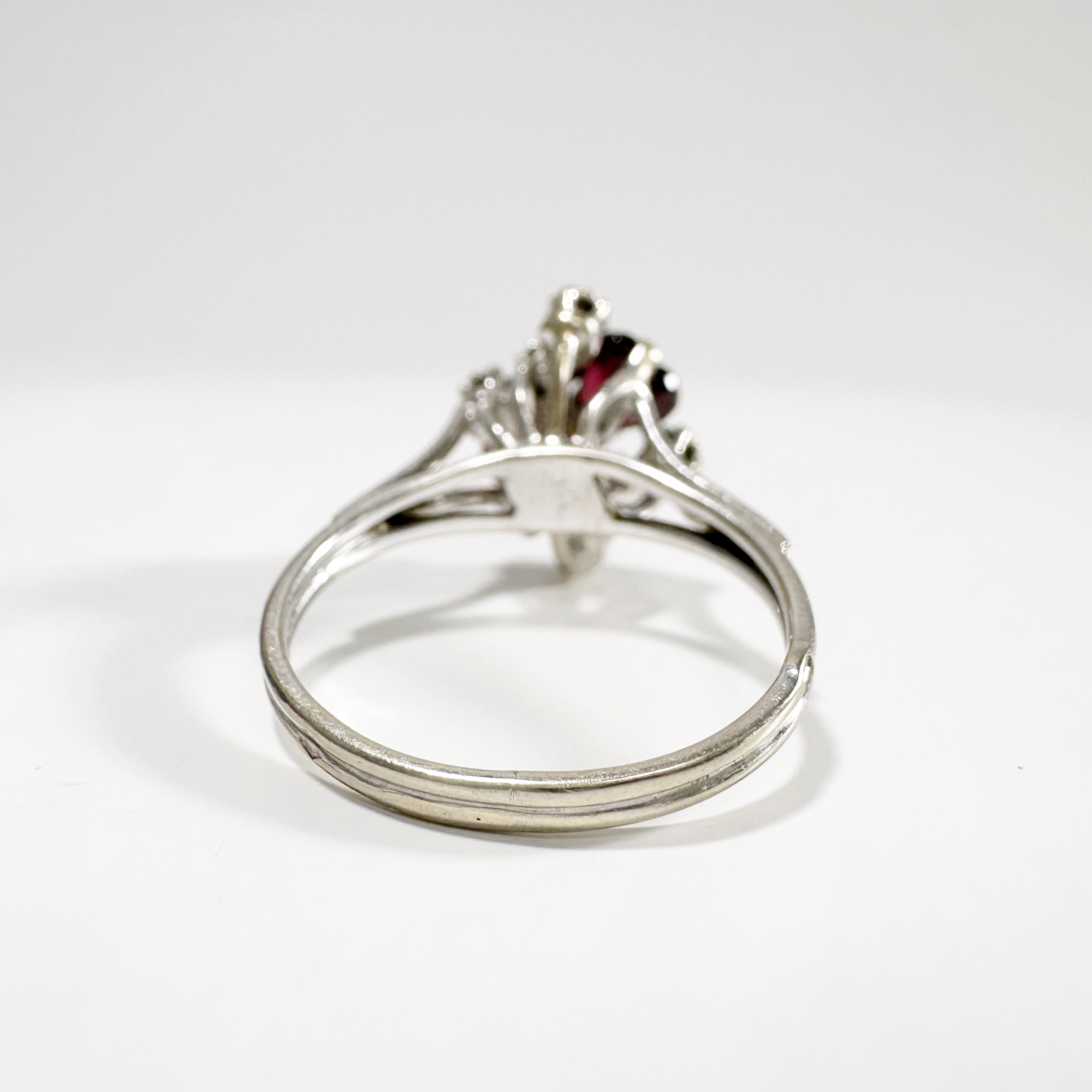 Vintage Garnet And Diamond White Gold Ring (1)