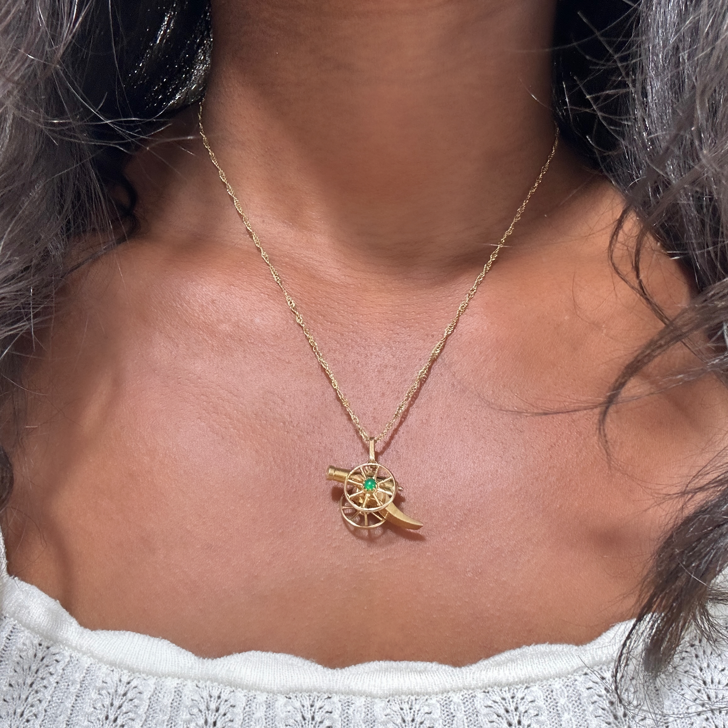 Vintage Gold And Agate Canon Pendant 1