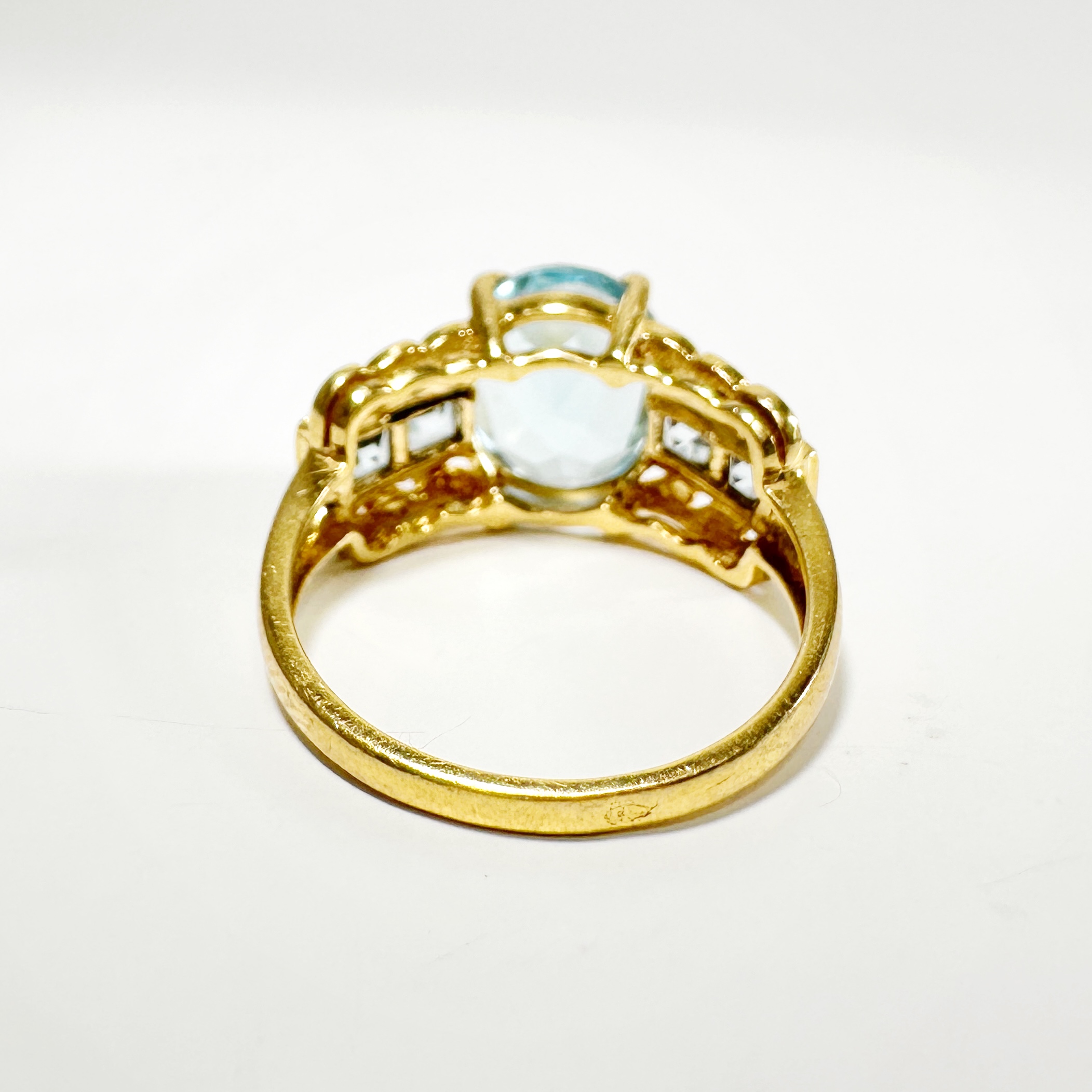 Vintage Gold Aquamarine Diamond Ring 5