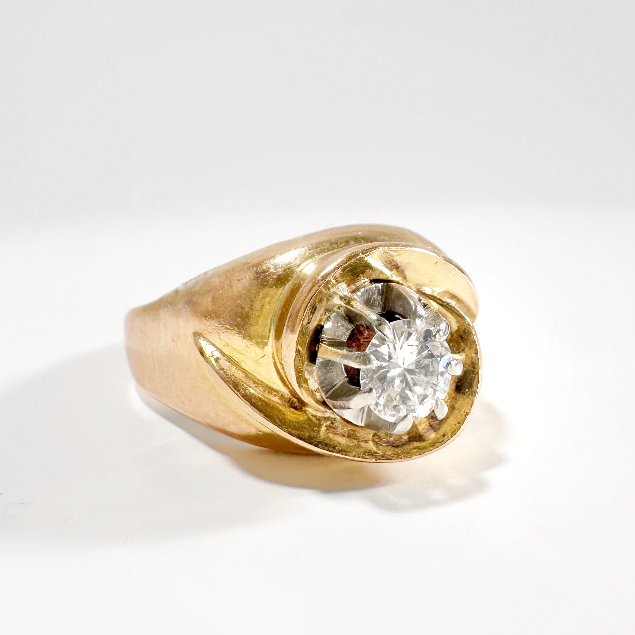 Vintage Gold Diamond Swirl Ring 2