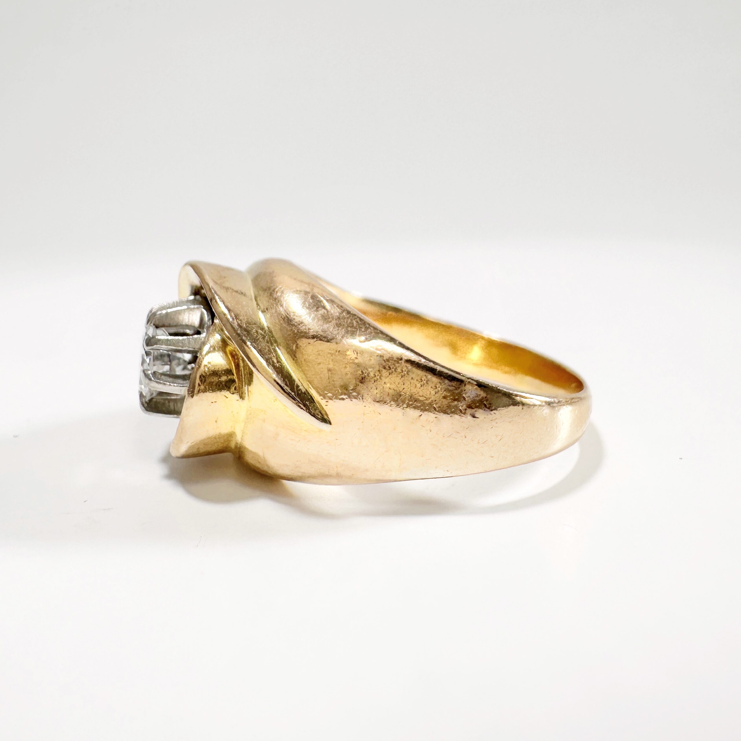 Vintage Gold Diamond Swirl Ring 4