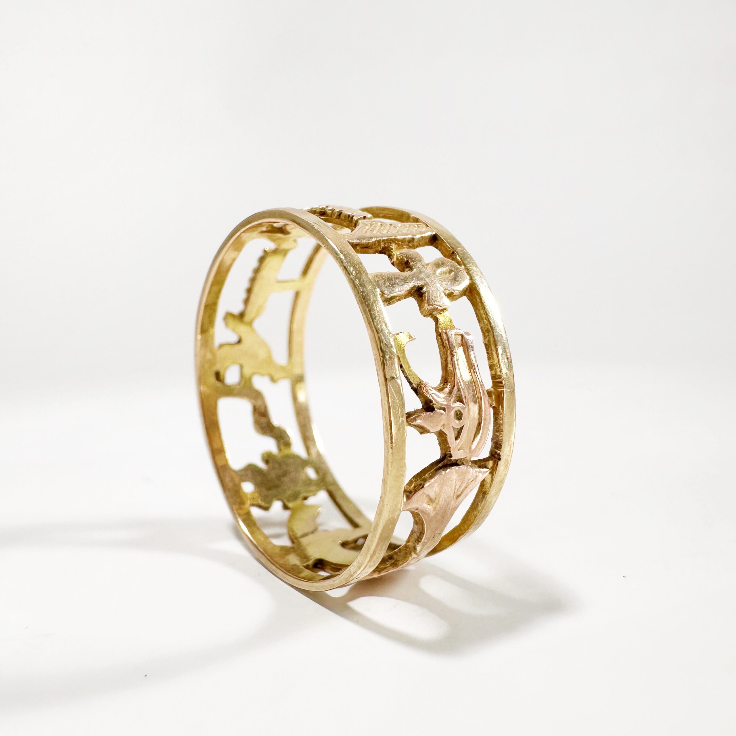 Vintage Gold Egyptian Hiroglyphs Ring 2