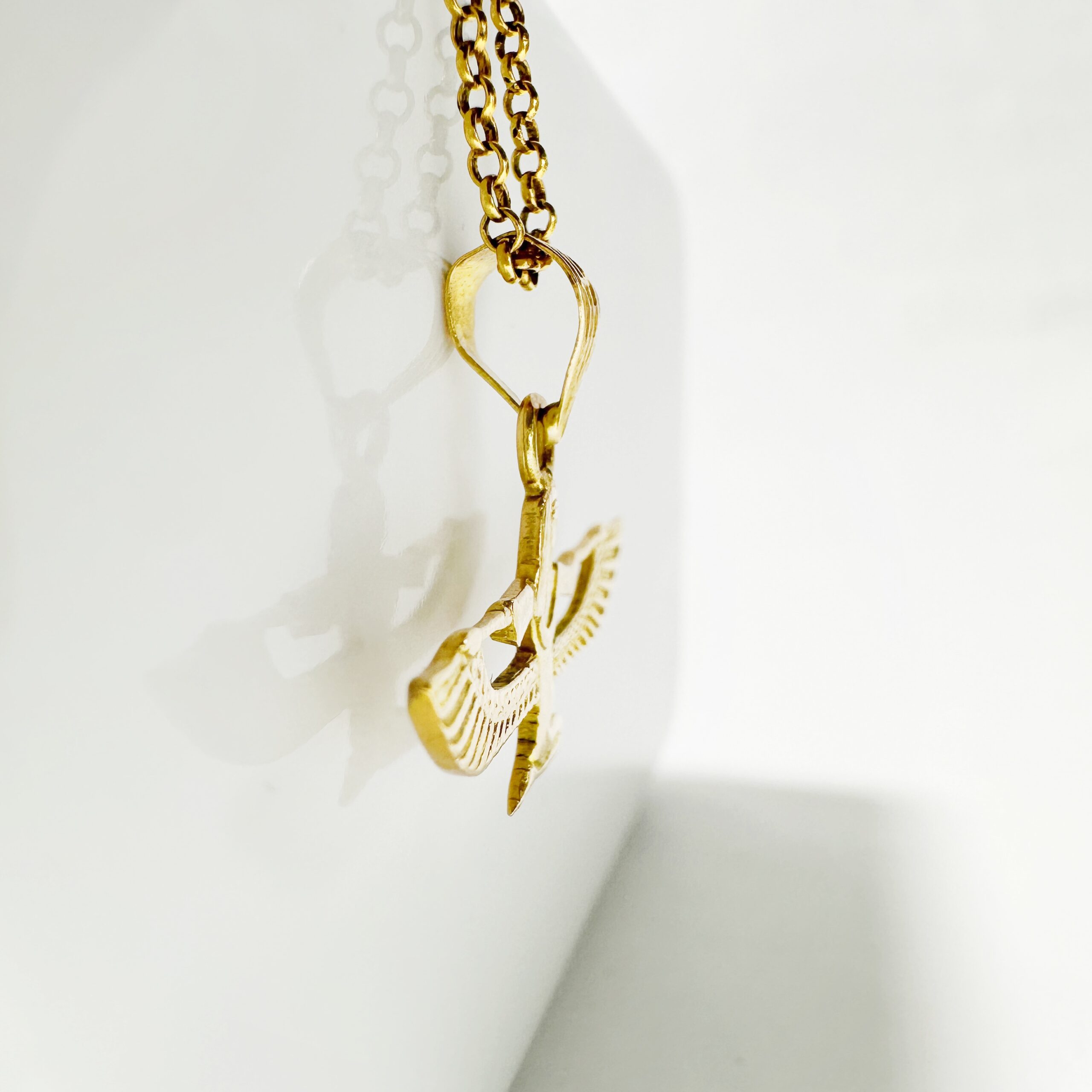 Vintage Gold Isis Egyptian Pendant (3)