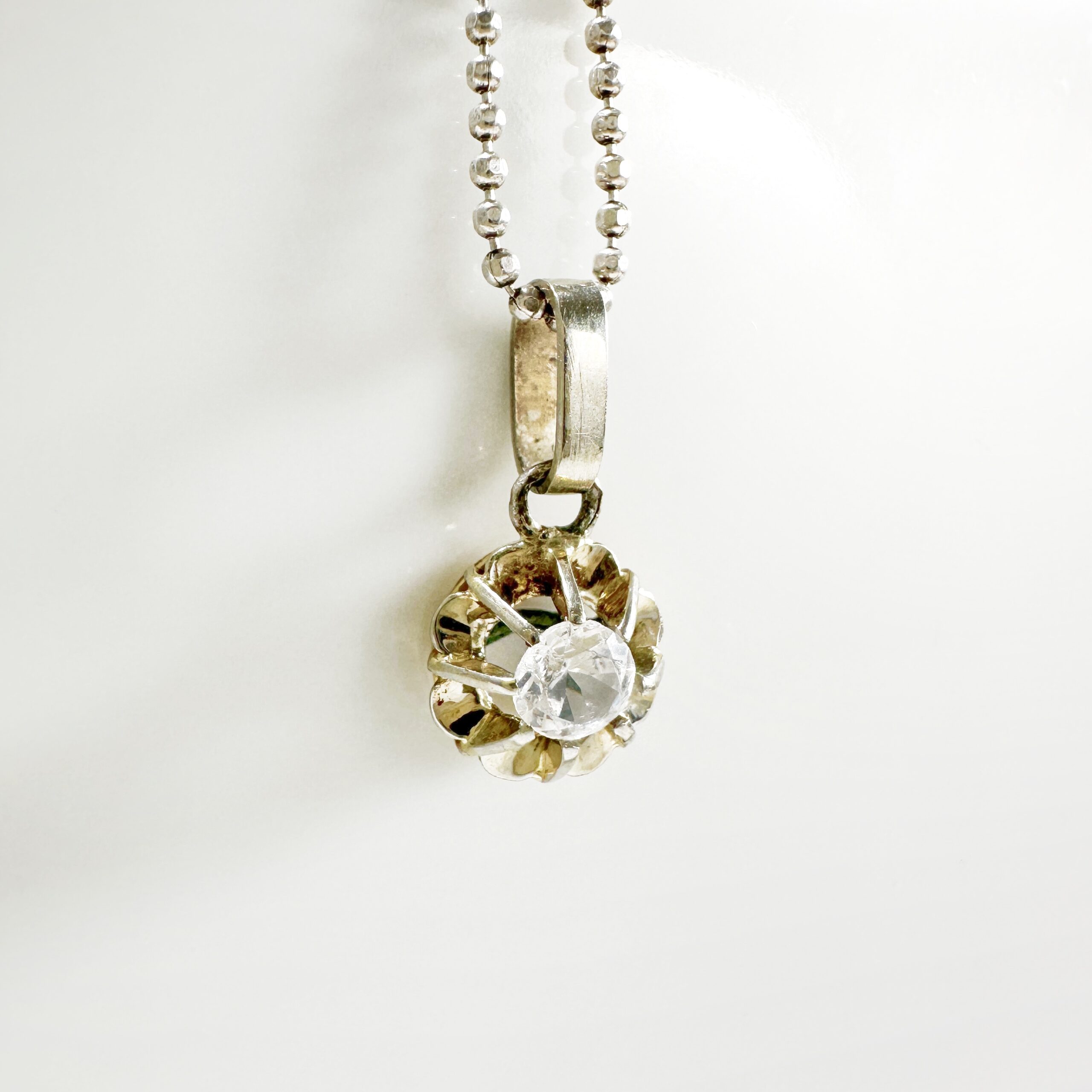 Vintage White Gold Diamond Solitaire Pendant (4)