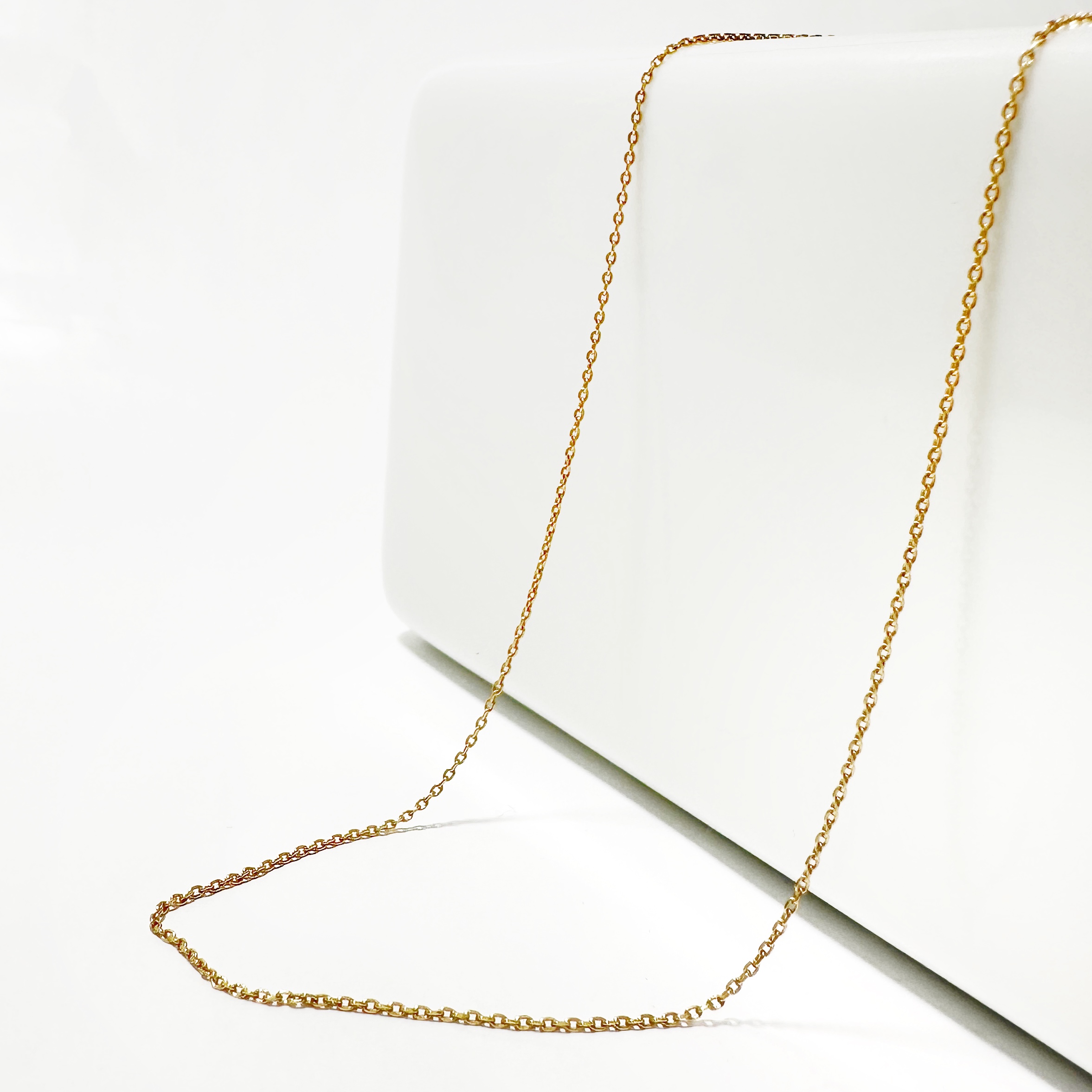 18k Gold Vintage Thin Belcher Link Chain (2)