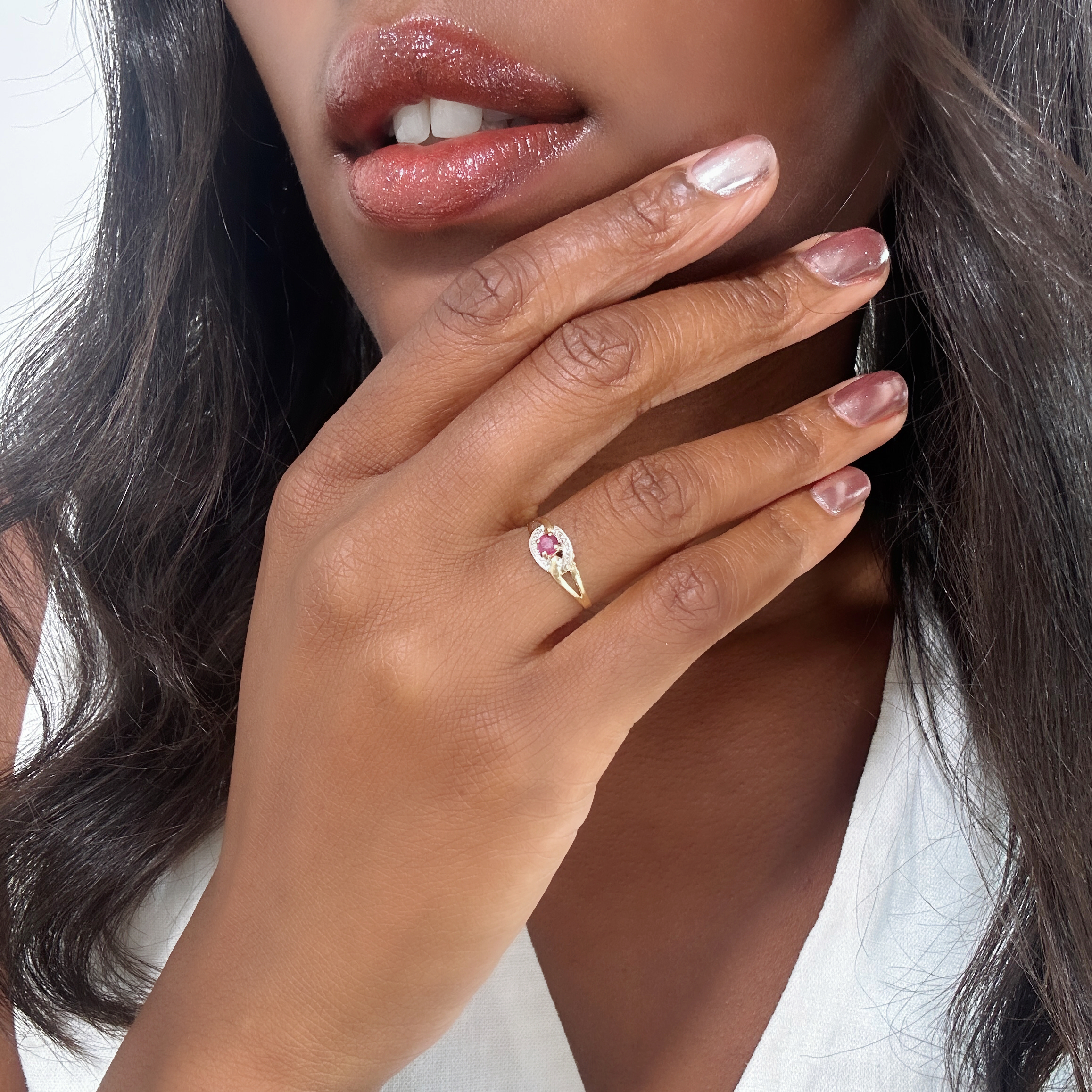 Vintage 18k Gold And Ruby Ring (3)