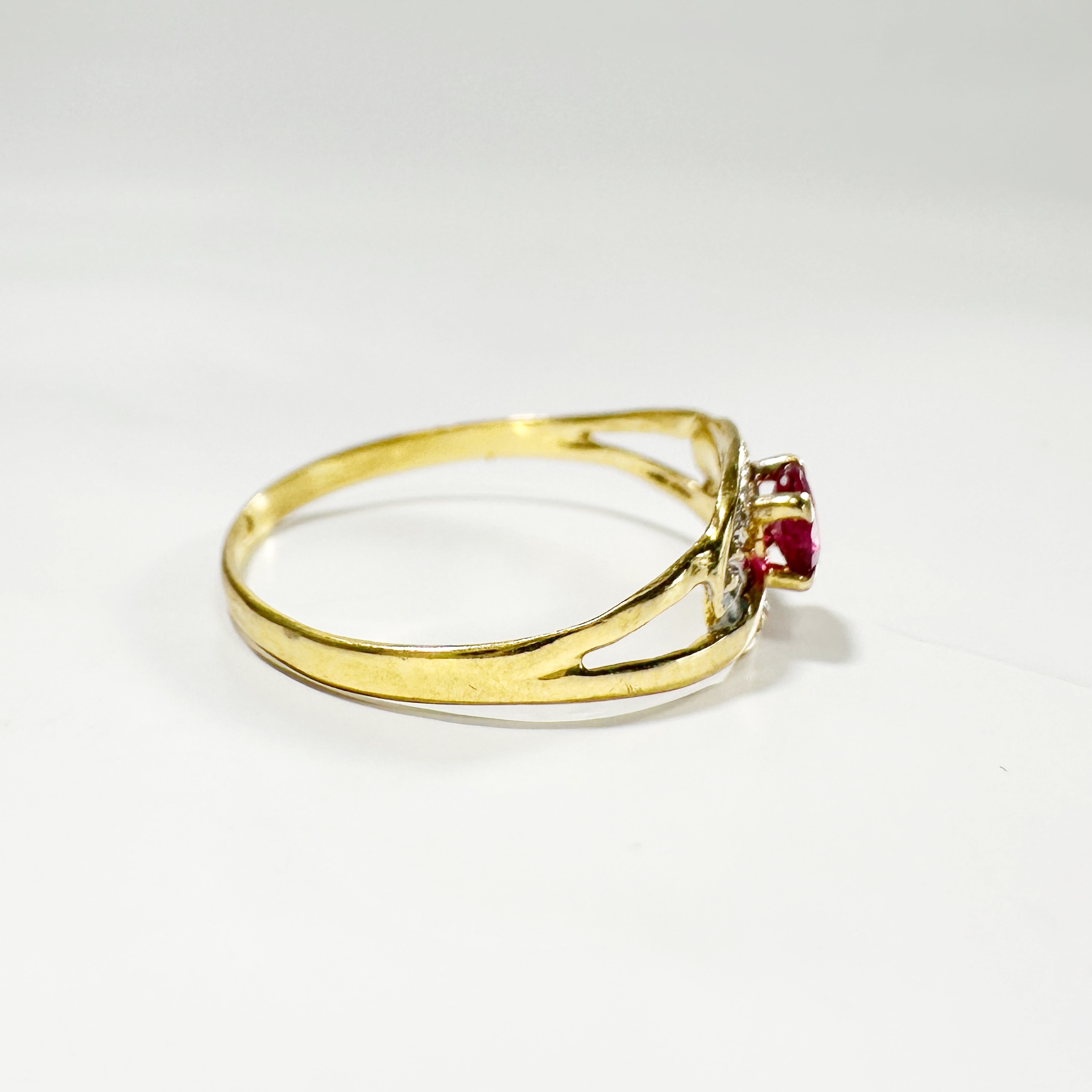 Vintage 18k Gold And Ruby Ring (4)