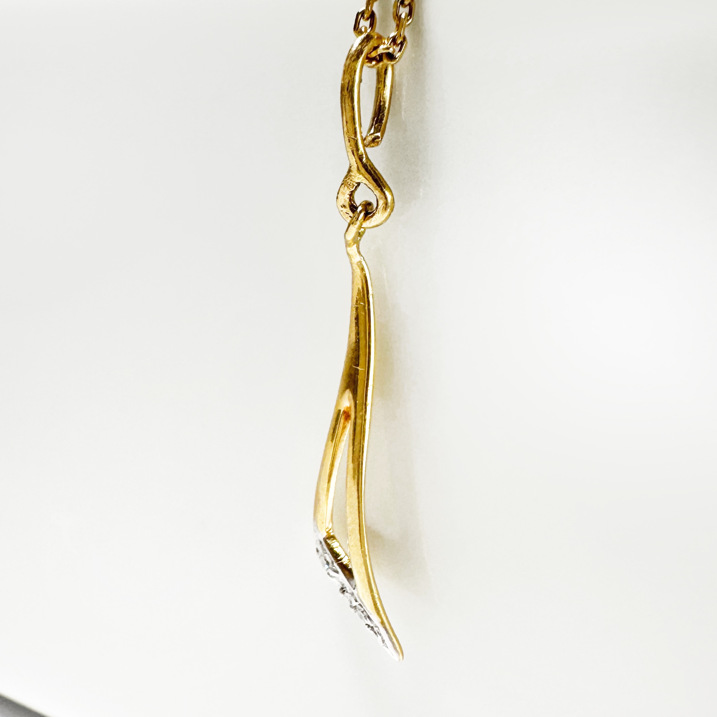 18k Gold Vintage Diamond Pendant (2)