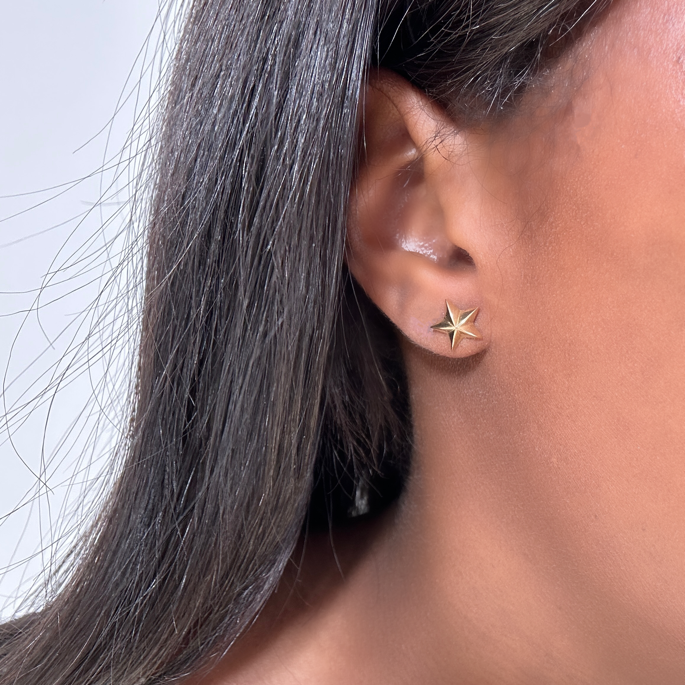 18k Gold Vintage Star Earrings (1)
