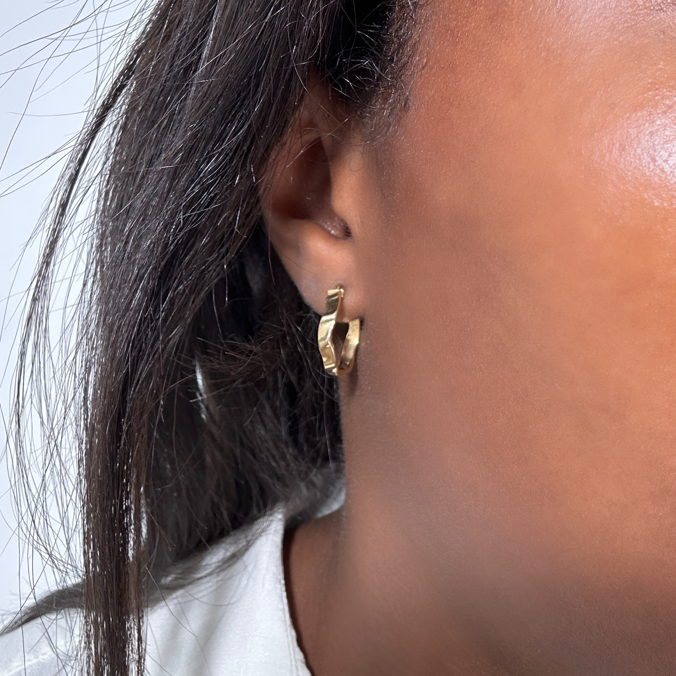 Vintage 18k Gold Hoop Earrings (3)