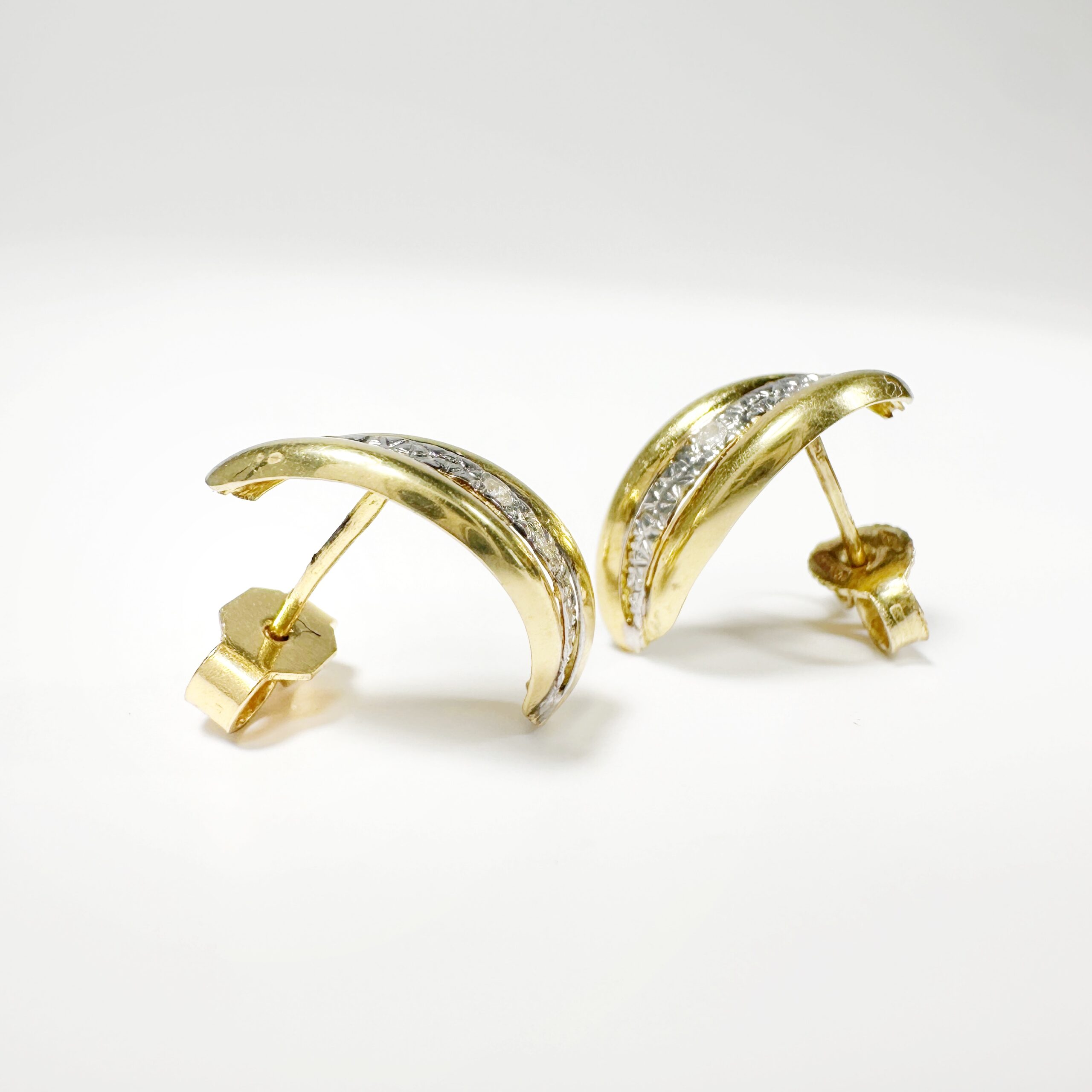 Vintage 18k Gold And Diamond Earrings (5)