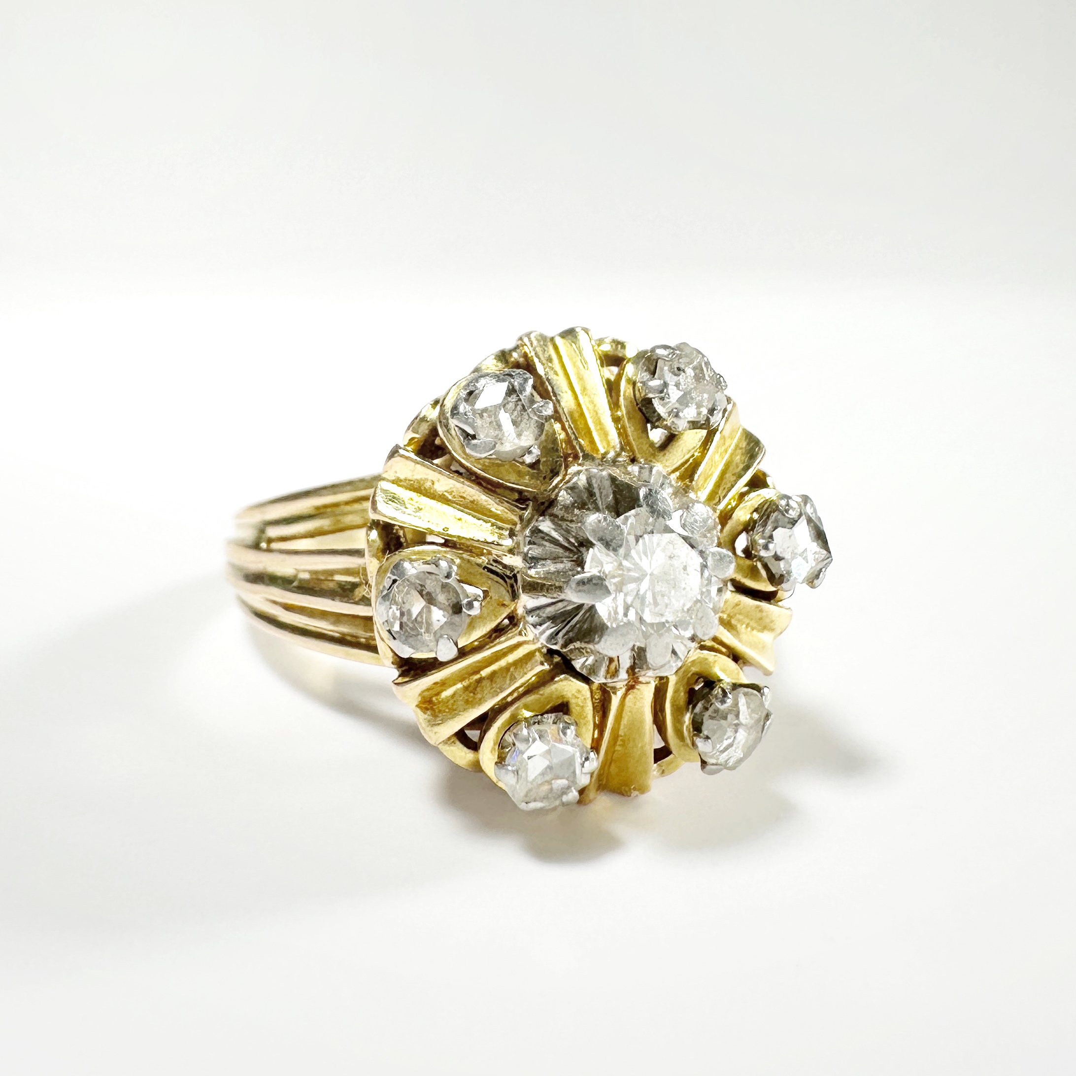 vintage_18k_gold_cluster_diamond_ring (5)
