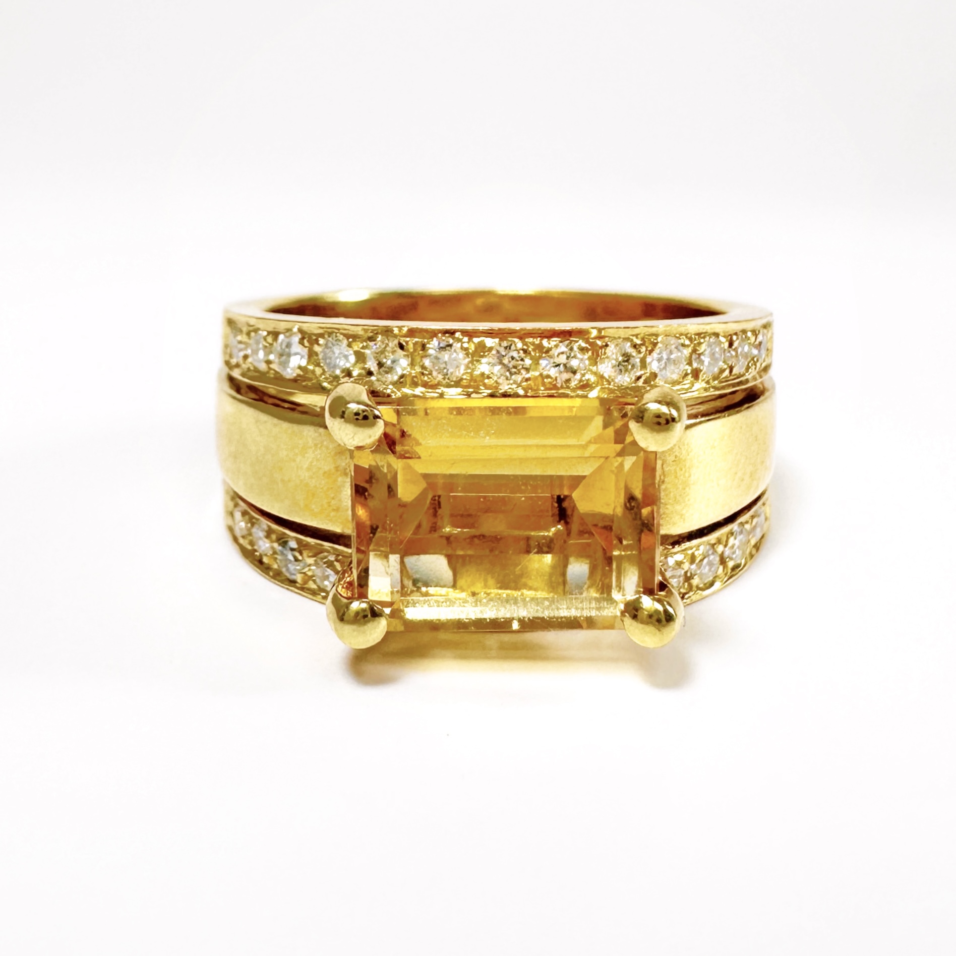 Vintage 18k Gold Diamond Citrine Ring (1)