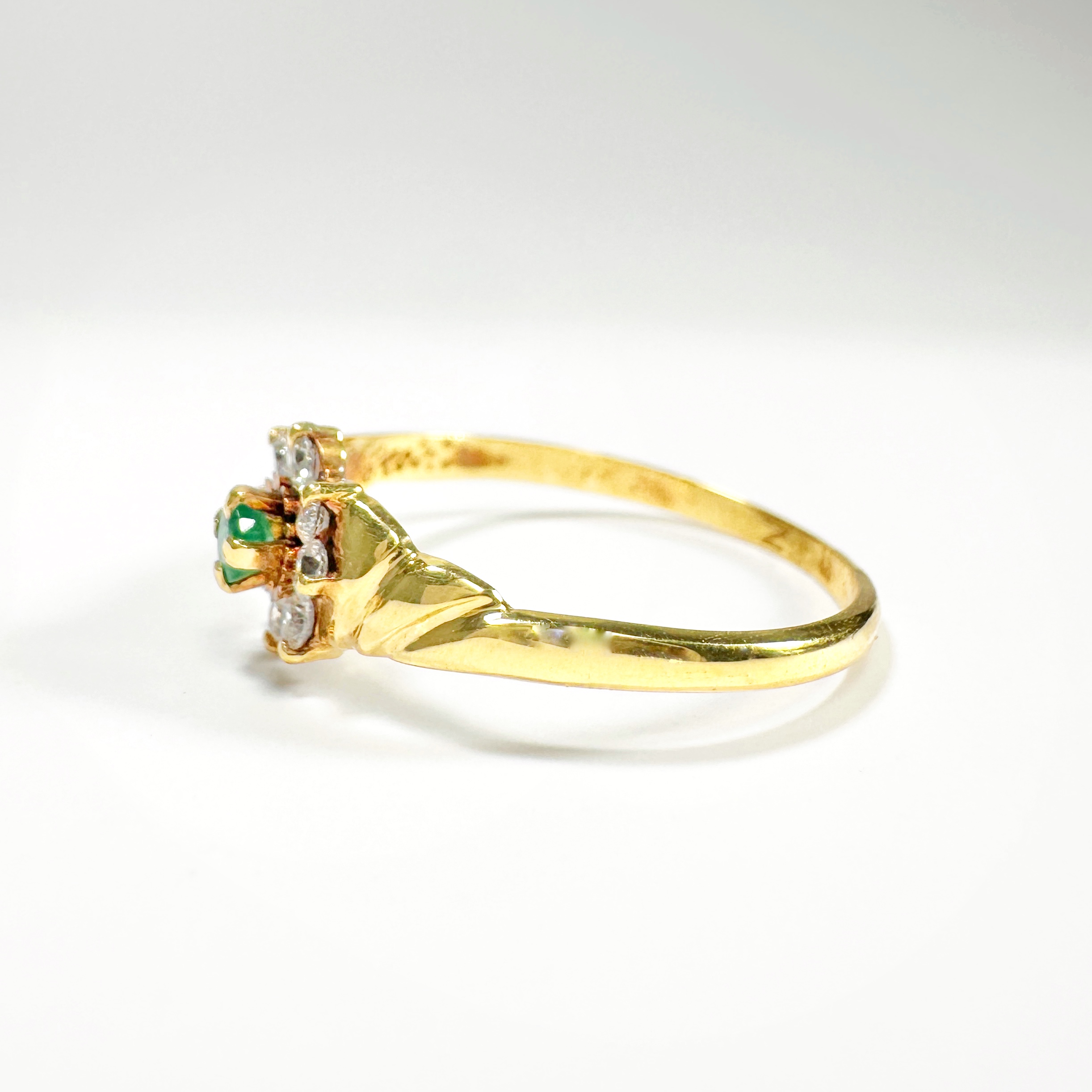 Vintage Gold And Diamonds Emerald Cluster Ring (4)