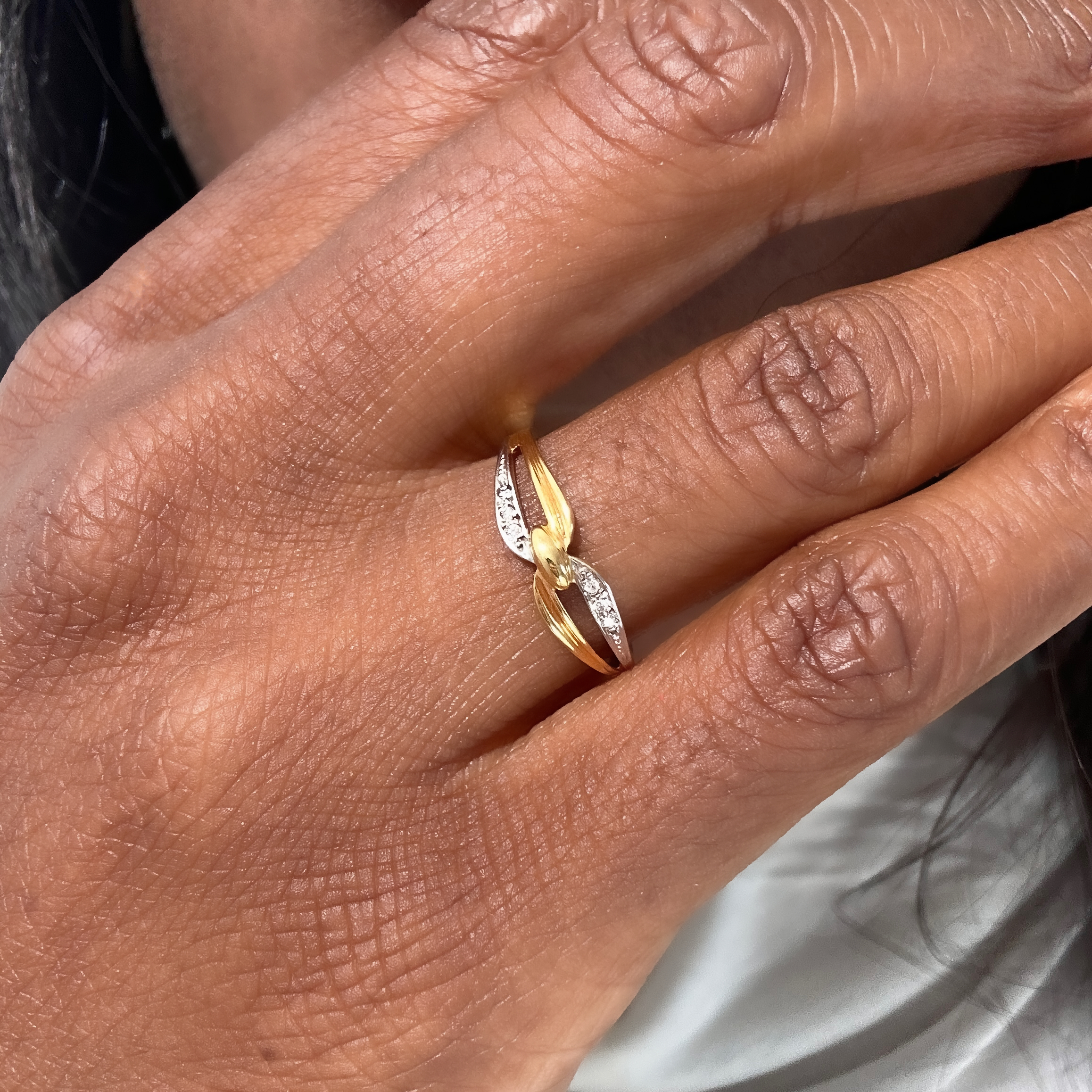 Vintage Gold And Diamonds Infinity Ring (3)