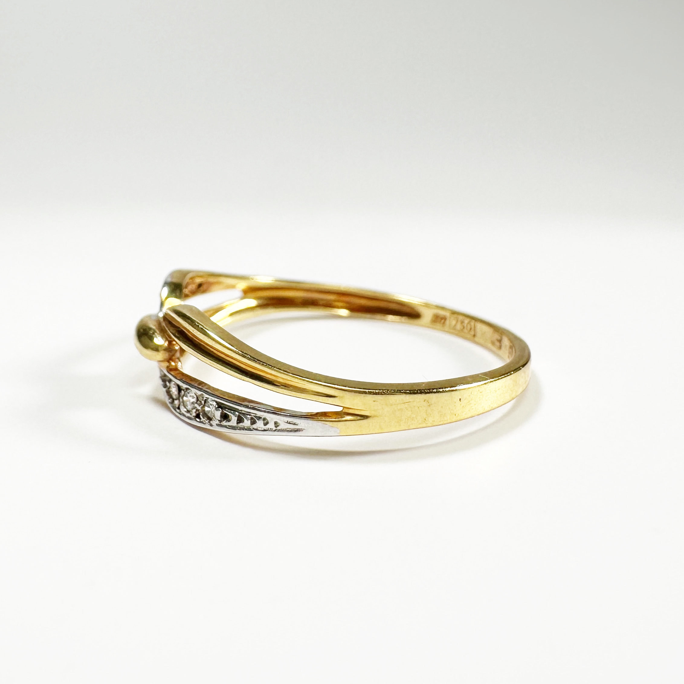 Vintage Gold And Diamonds Infinity Ring (3)