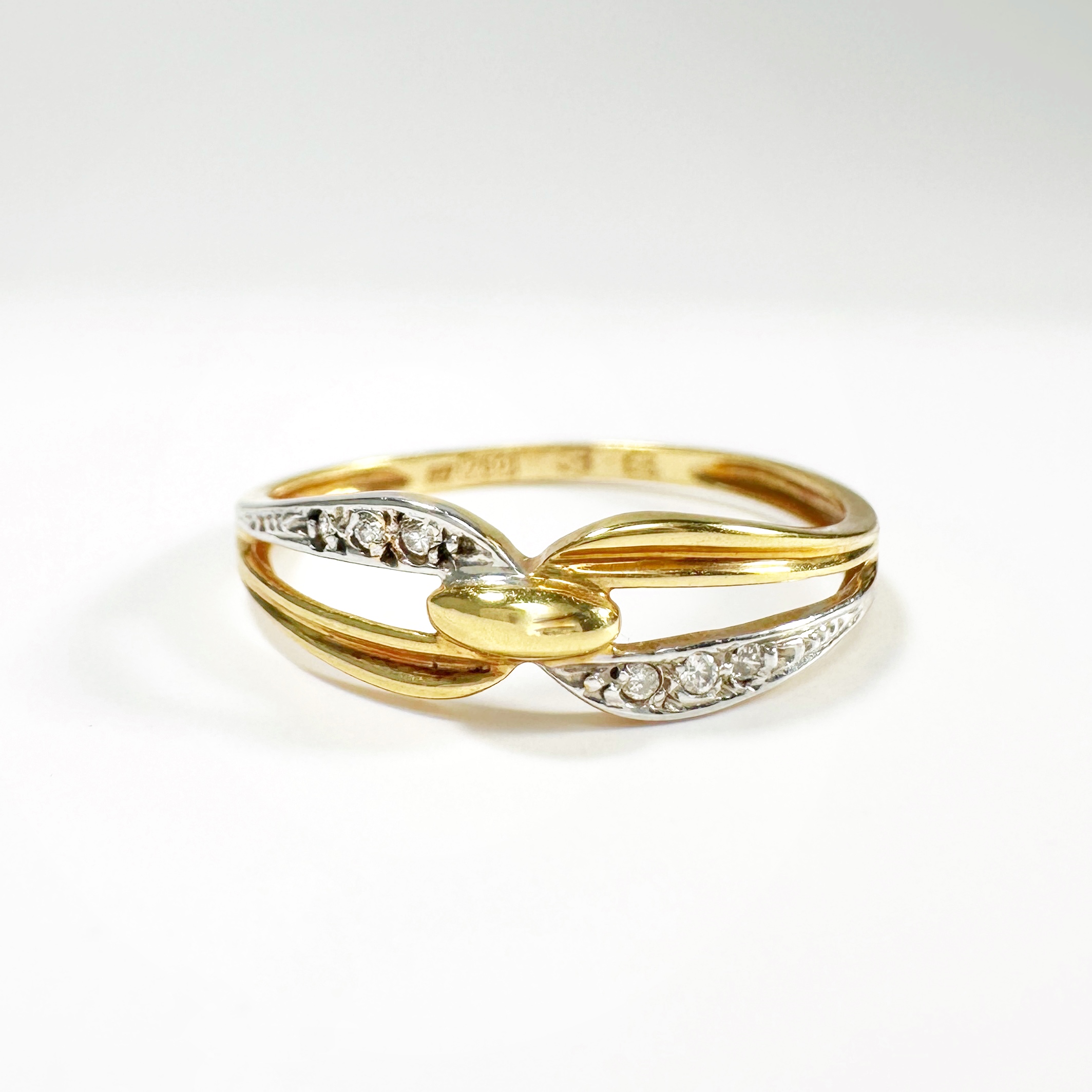 Vintage Gold And Diamonds Infinity Ring