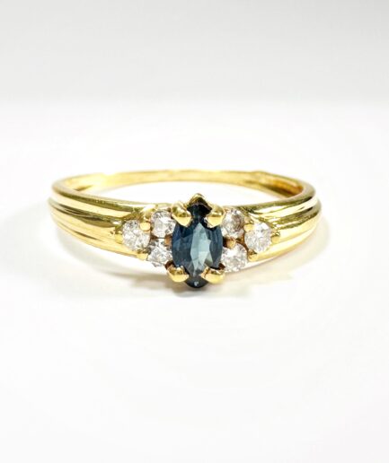 Gold, sapphire and diamond ring "Liorynne"