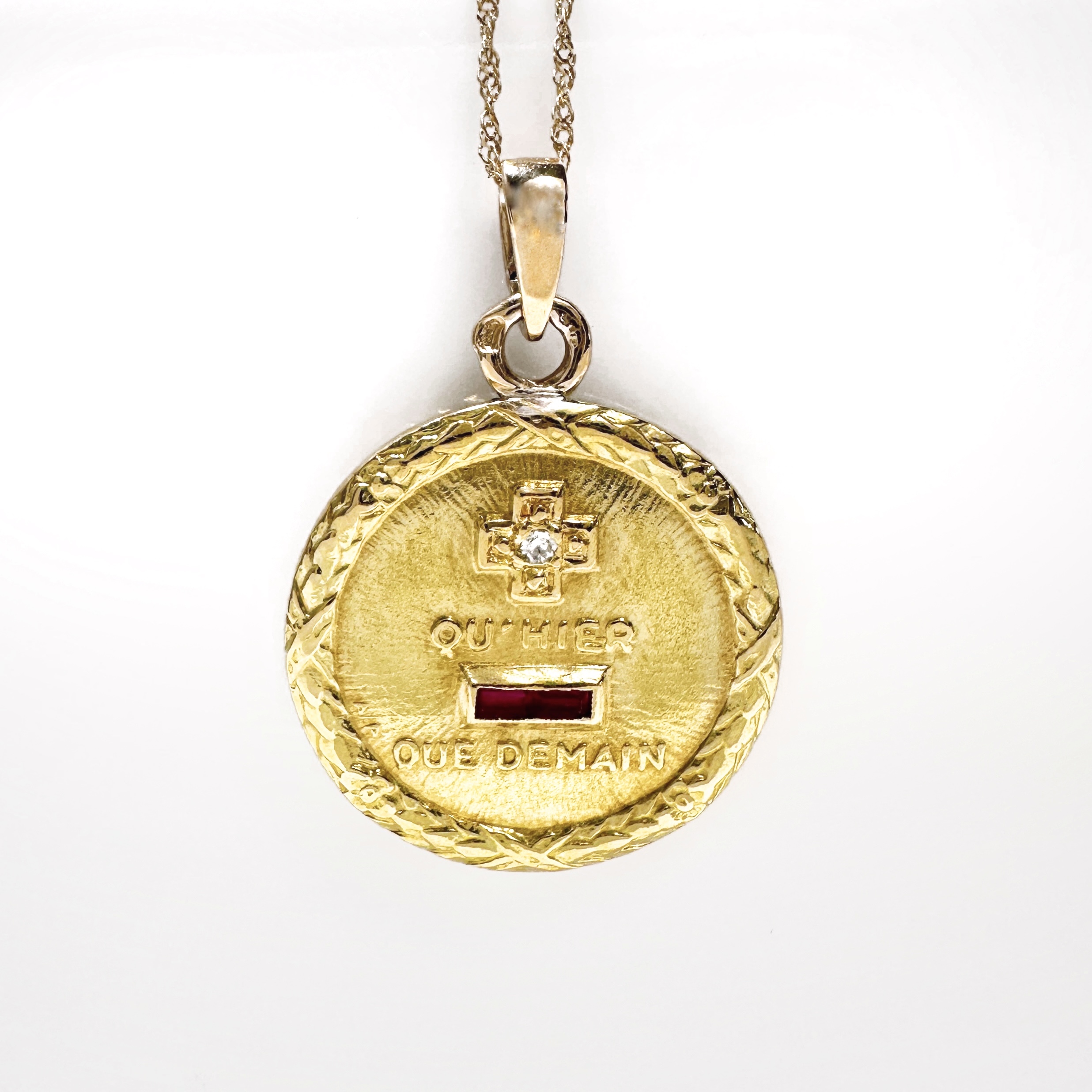 Vintage Gold Diamond Ruby Augis Love Medal (1)