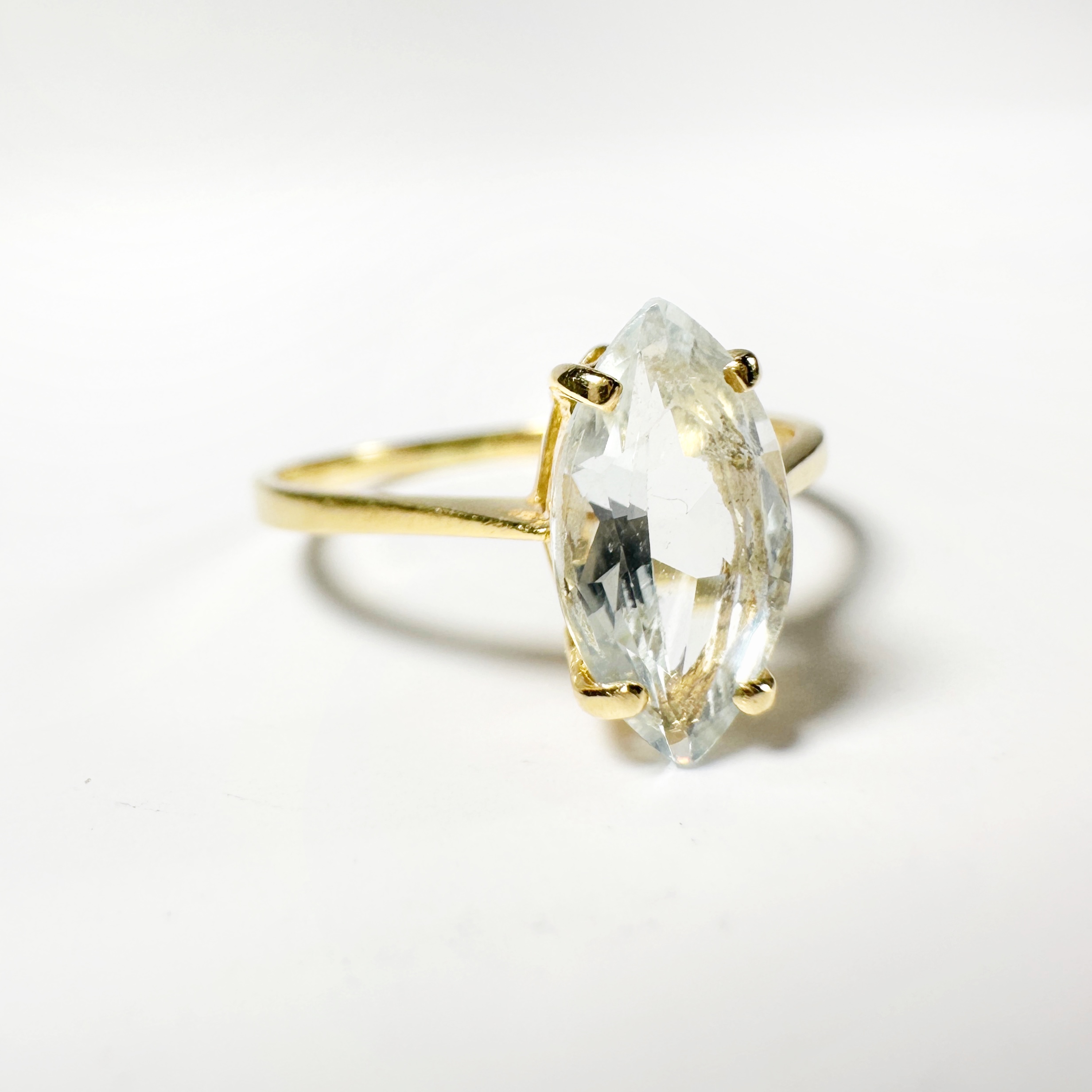 Vintage Gold Aquamarine Marquise Cut Solitaire Ring (1)