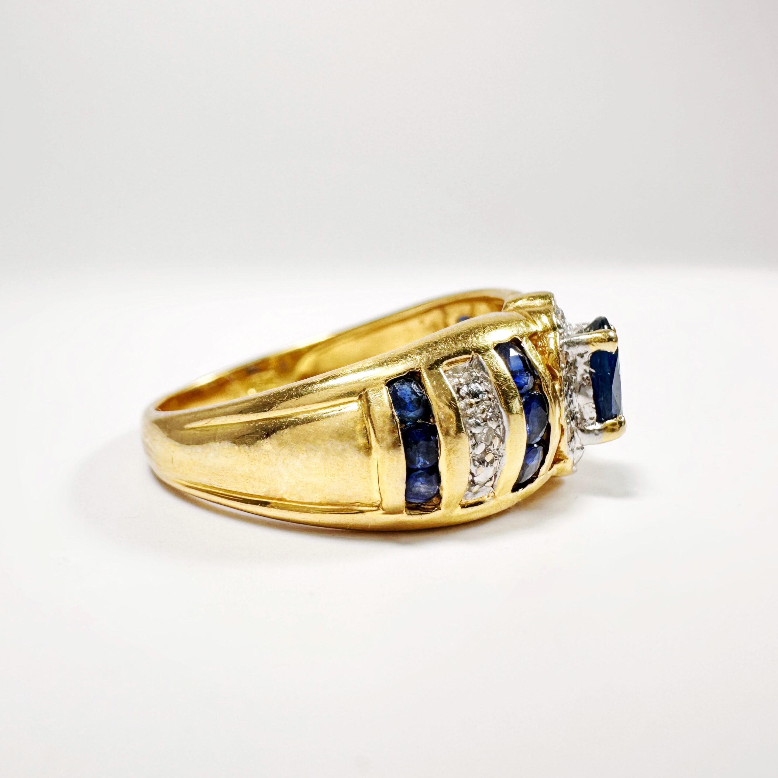 Vintage Gold Art Deco Sapphire Ring (5)
